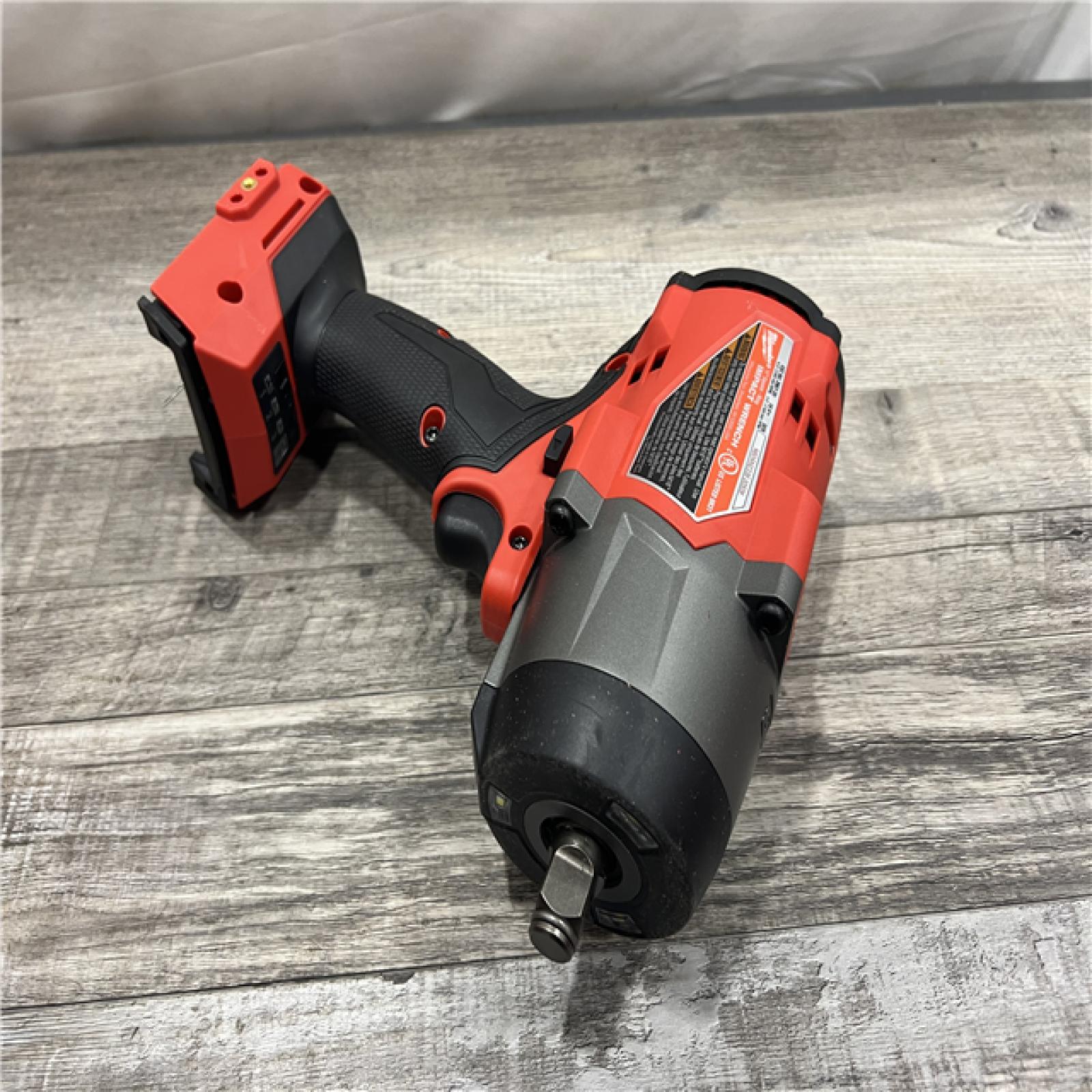 AS-IS Milwaukee 2967-21B M18 FUEL 1/2 High Torque Impact Wrench W/ Friction Ring 5.0Ah Kit