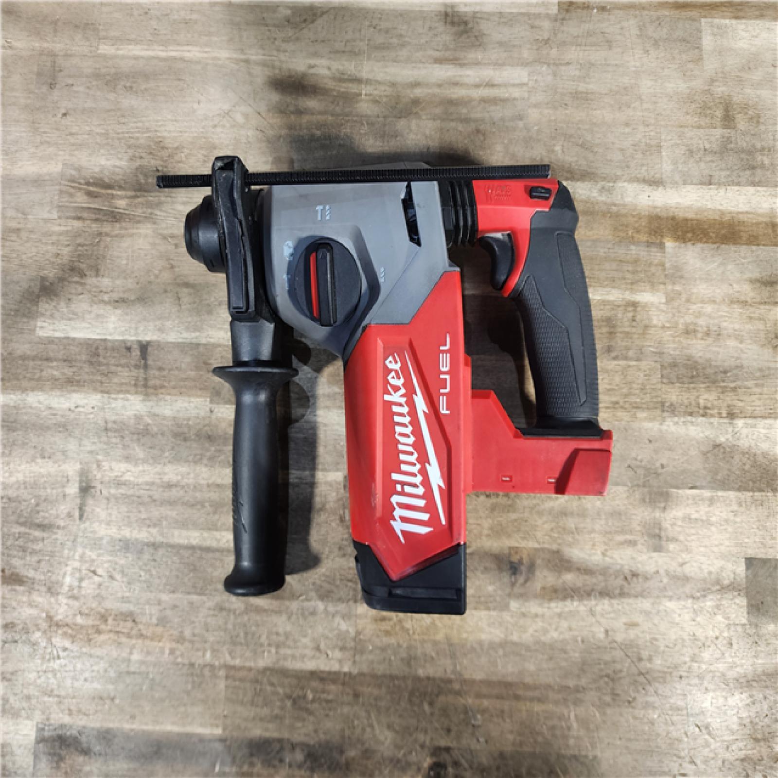 HOUSTON LOCATION - AS-IS M18 FUEL 18V Lithium-Ion Brushless Cordless 1 in. SDS-Plus Rotary Hammer (Tool-Only)