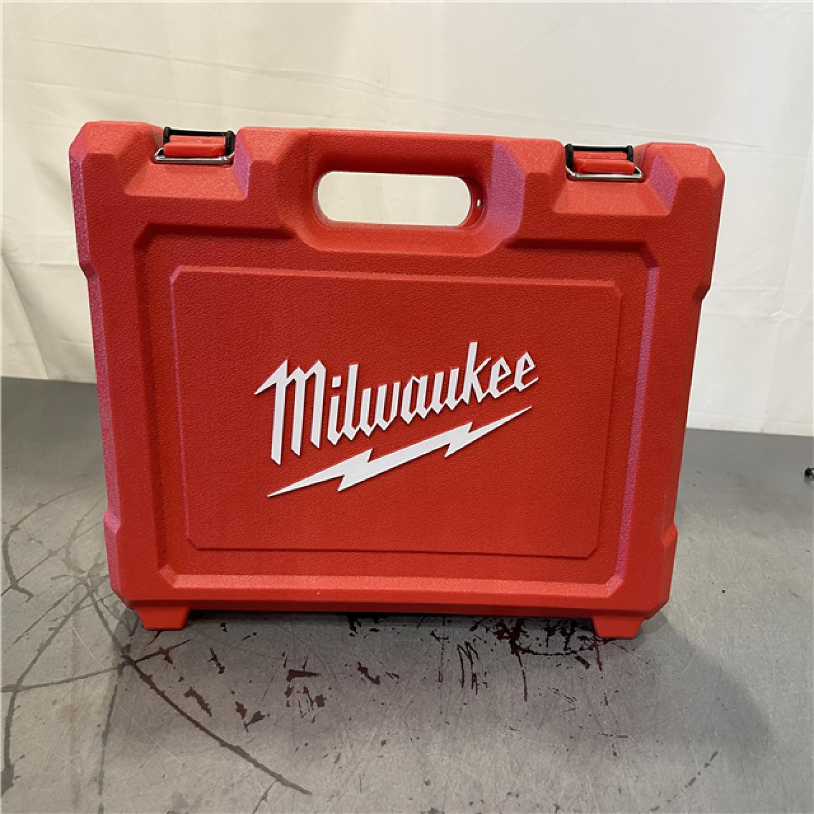 AS-IS - Milwaukee SHOCKWAVE 1/2 in. Drive SAE 6 Point Impact Socket Set (19-Piece)