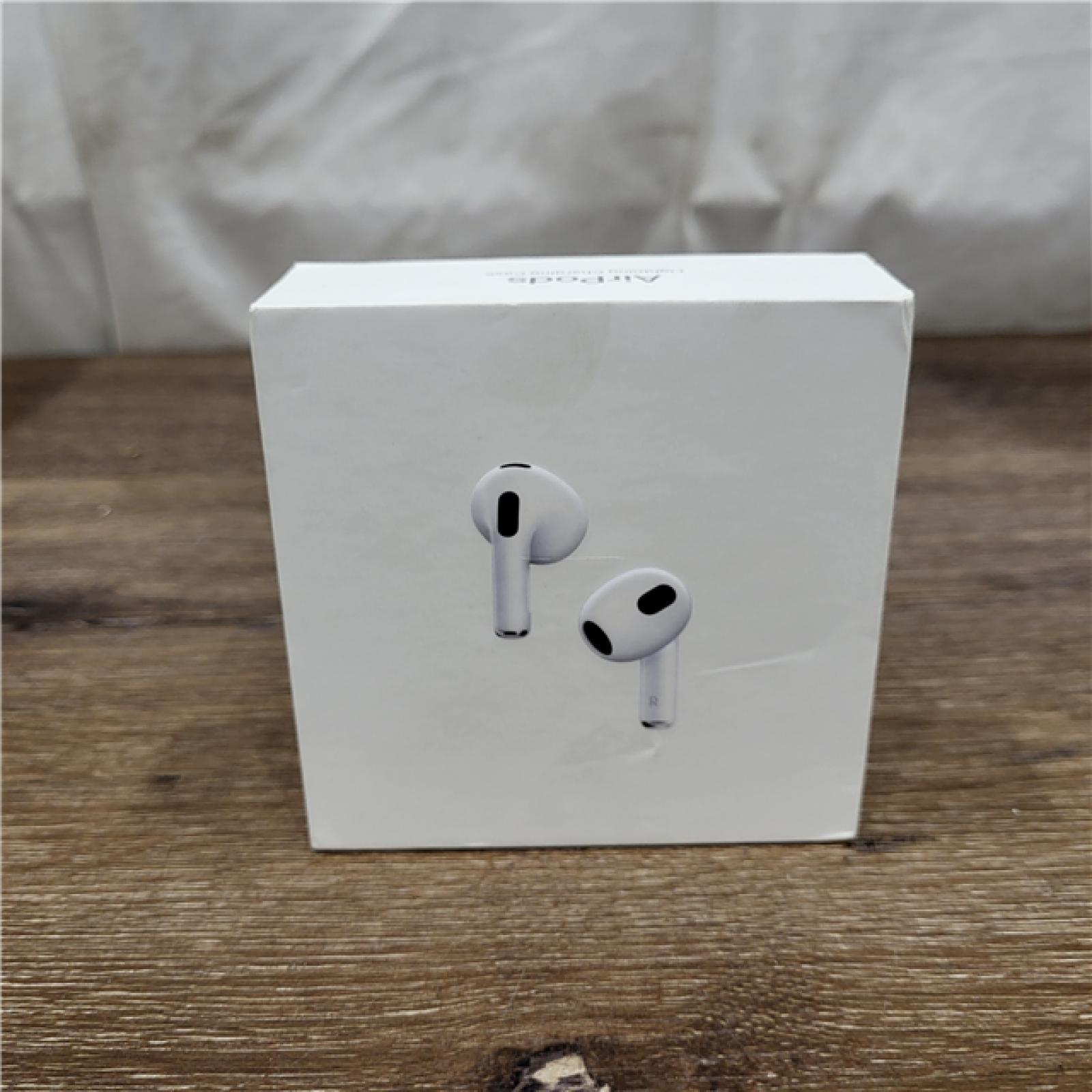 AS-IS Apple - AirPods (3rd generation) with Lightning Charging Case - White