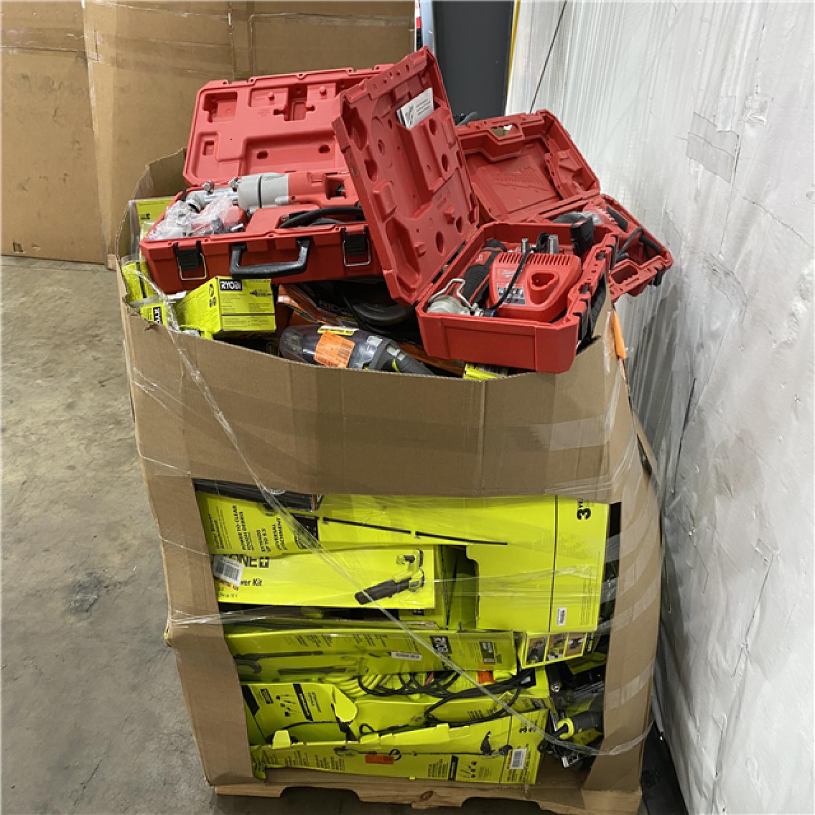 Houston Location AS IS - Tool Pallet