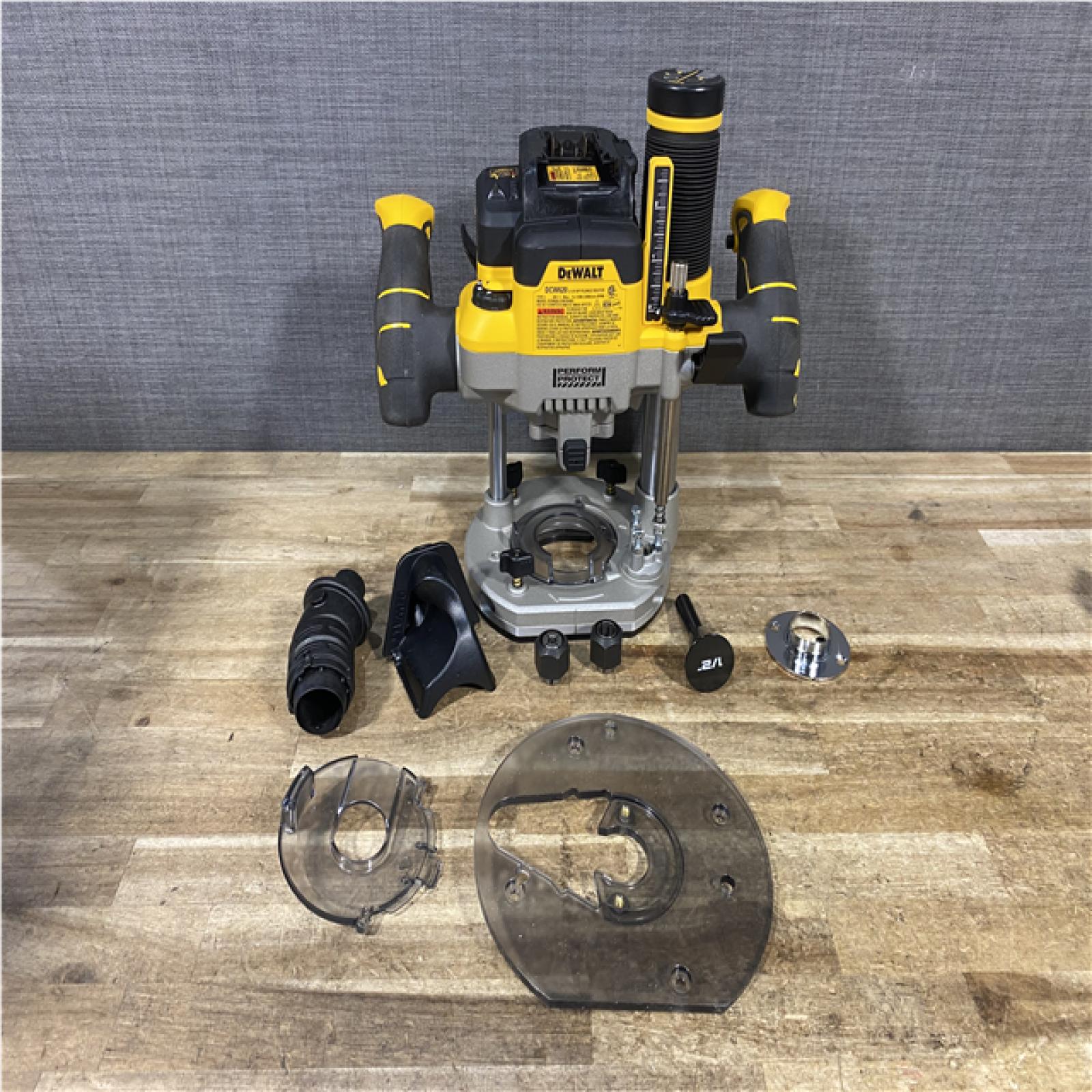 Houston Location AS-IS DEWALT 20V MAX XR 2-1/4 Peak HP Brushless Cordless Plunge Router (Tool Only)