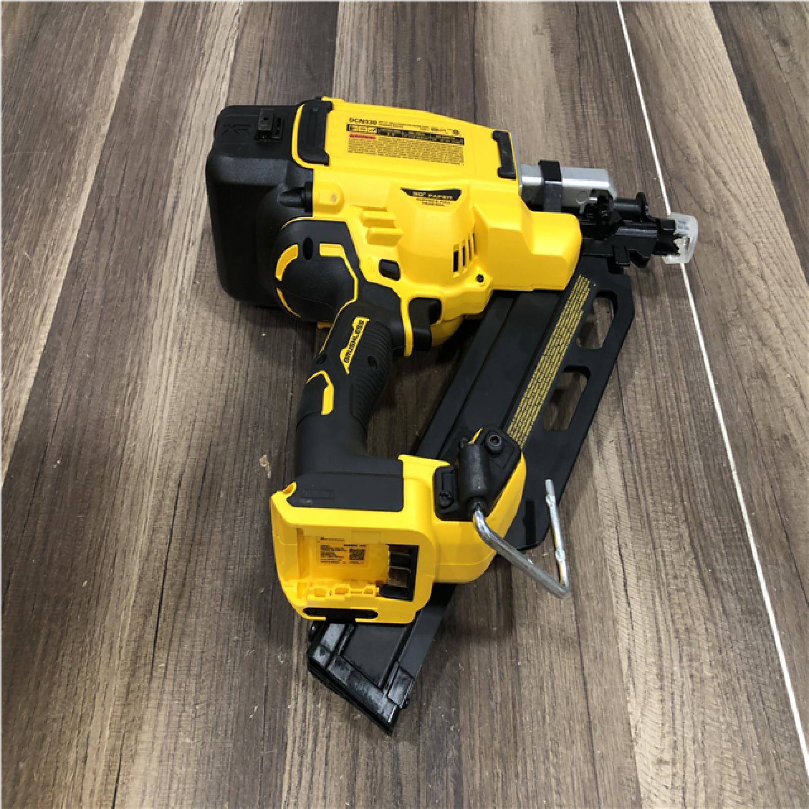 AS-IS DEWALT 20-Volt 30° Cordless Framing Nailer (Tool-Only)