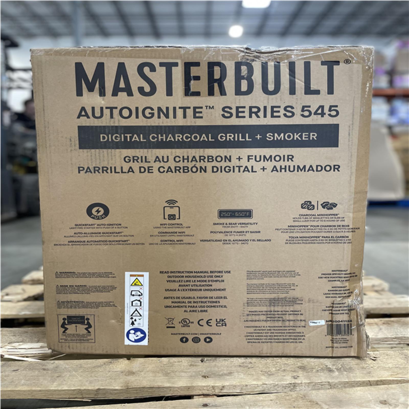 DALLAS LOCATION- AS-IS MASTERBUILT AutoIgnite Series 545 Digital Charcoal Grill and Smoker in Black