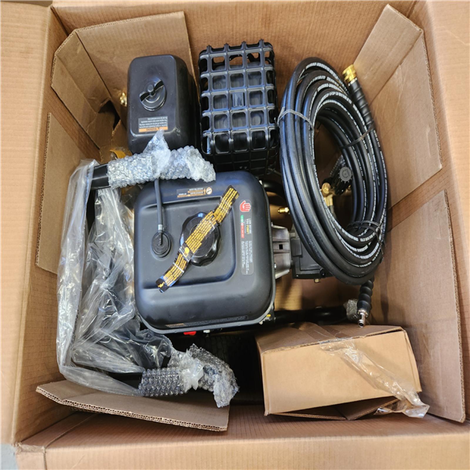 Phoenix NEW DEWALT 4400 PSI 4.0 GPM Gas Pressure Washer with 420cc Engine  Triplex Pump  Commercial Cold Water Power Washer