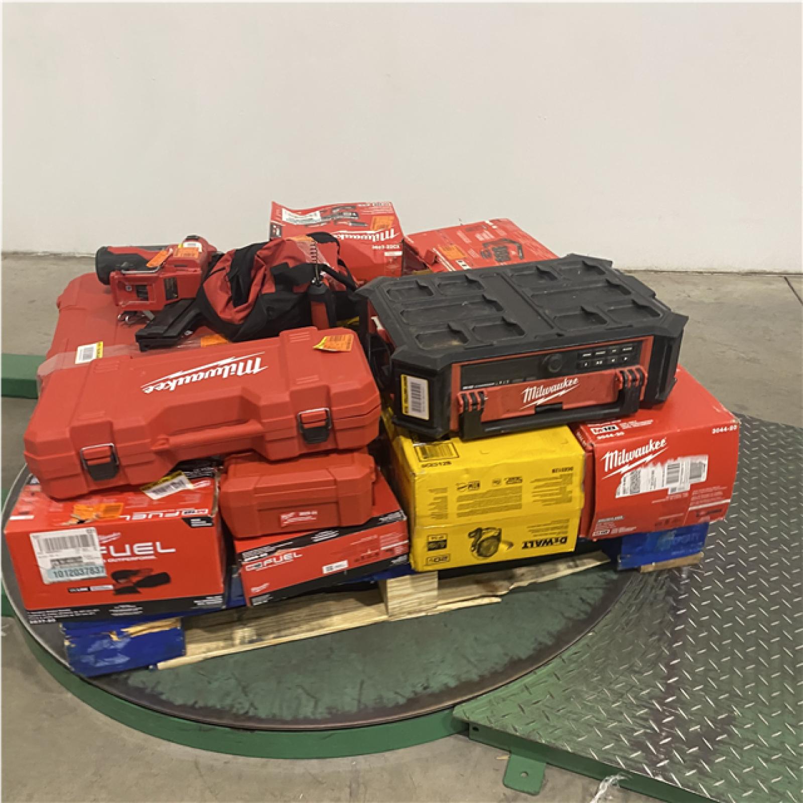 Dallas Location - As-Is Tool Pallet
