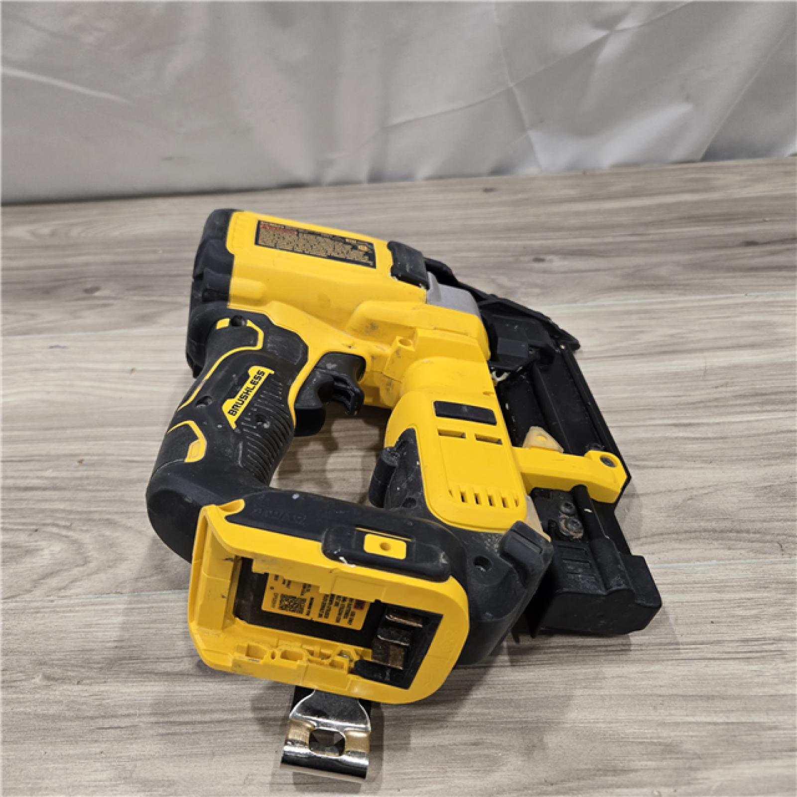 AS-IS DeWalt DCN623D1 20V MAX Atomic Compact Cordless Pin Nailer Kit