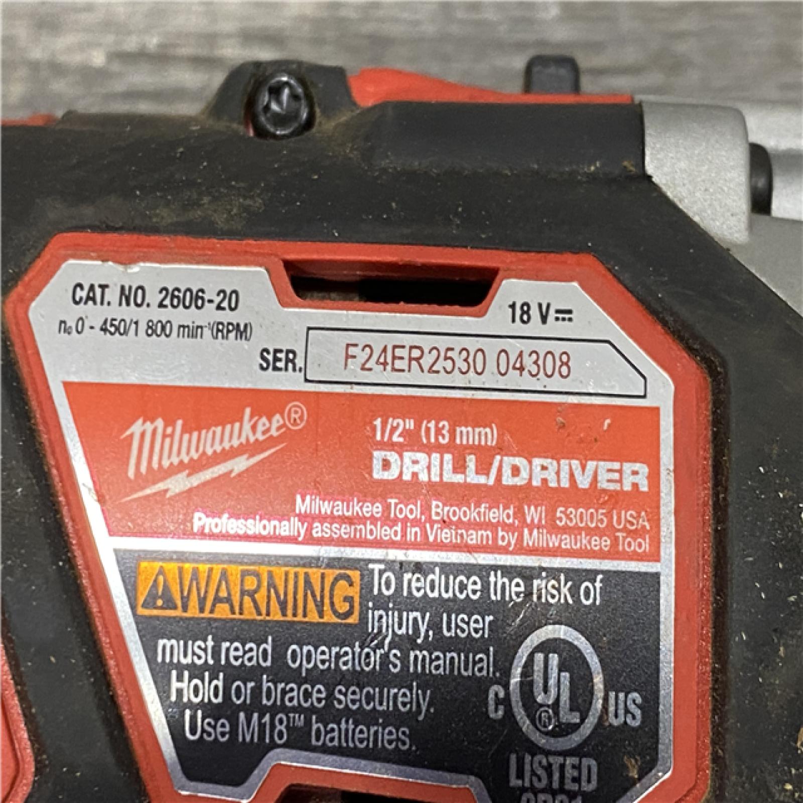 AS-IS Milwaukee 18V Lithium-Ion Cordless Drill Driver/Impact Driver Combo Kit