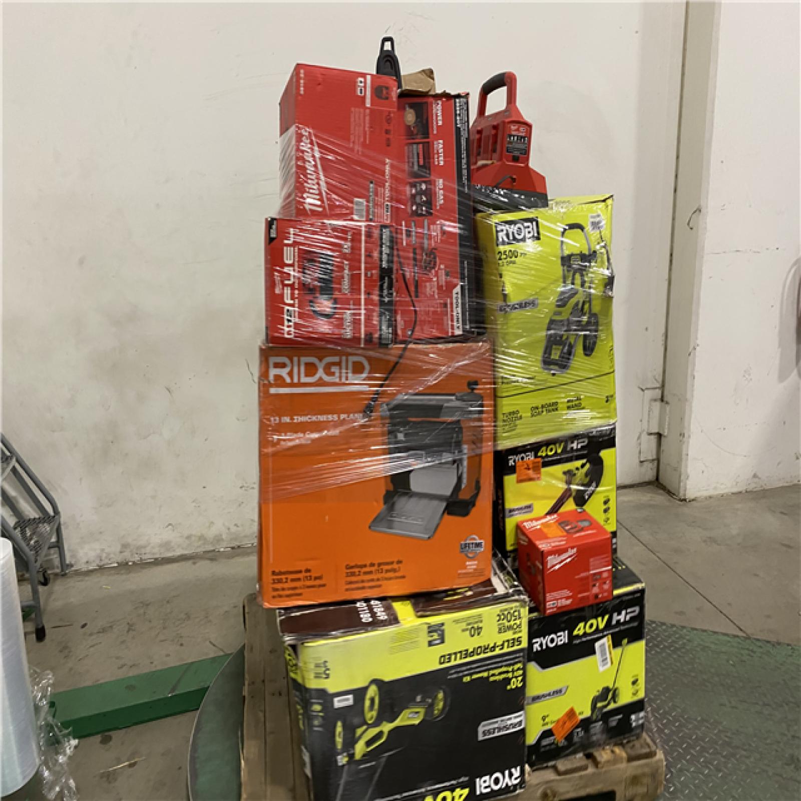 Dallas Location - As-Is Tool Pallet