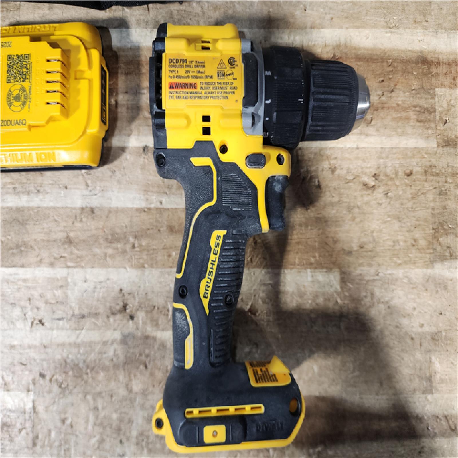 HOUSTON LOCATION - AS - IS DEWALT ATOMIC 20-Volt MAX Brushless Cordless 1/2 in. Drill Driver COMBO KIT