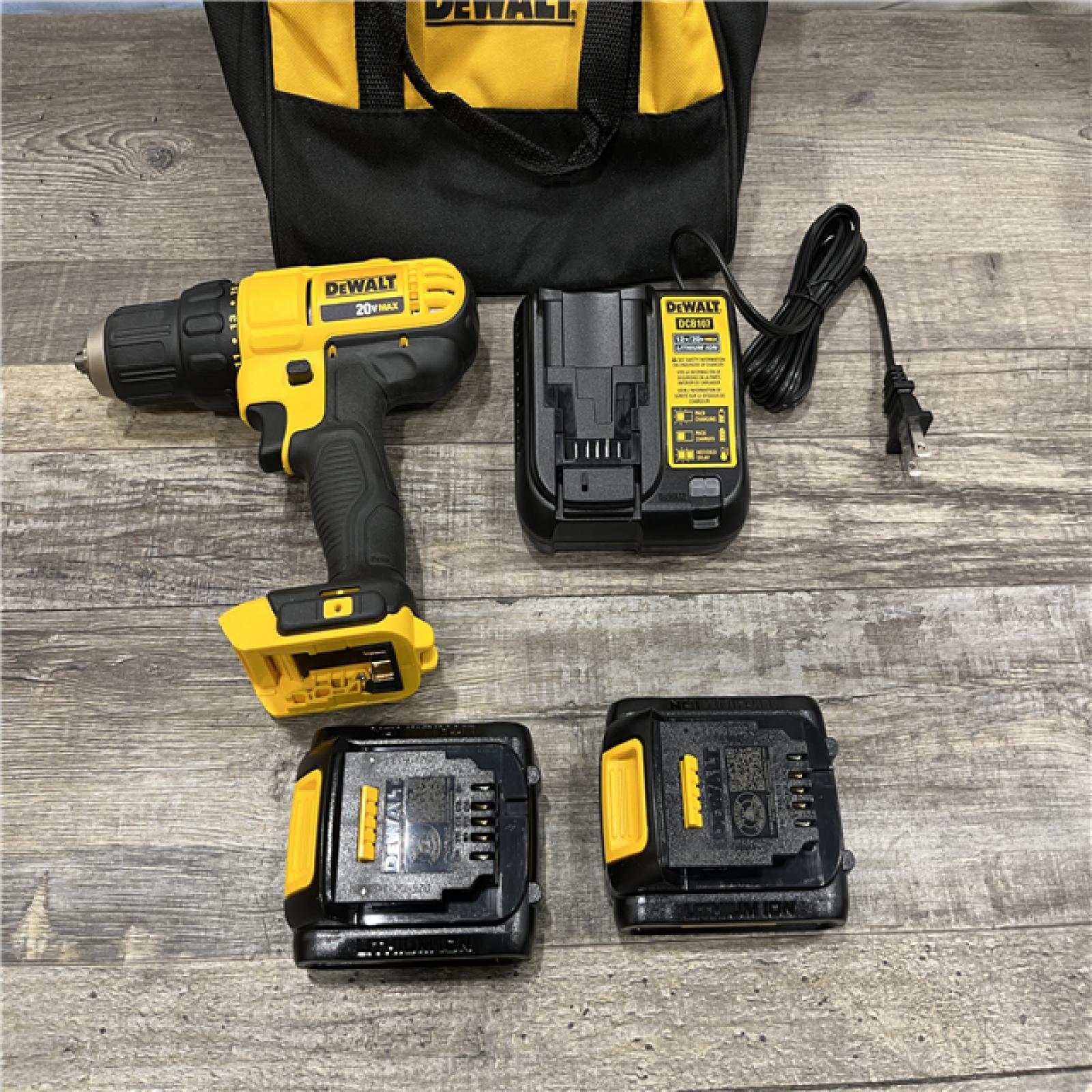 AS-IS DEWALT 20V MAX Cordless 1/2 in. Drill/Driver Kit