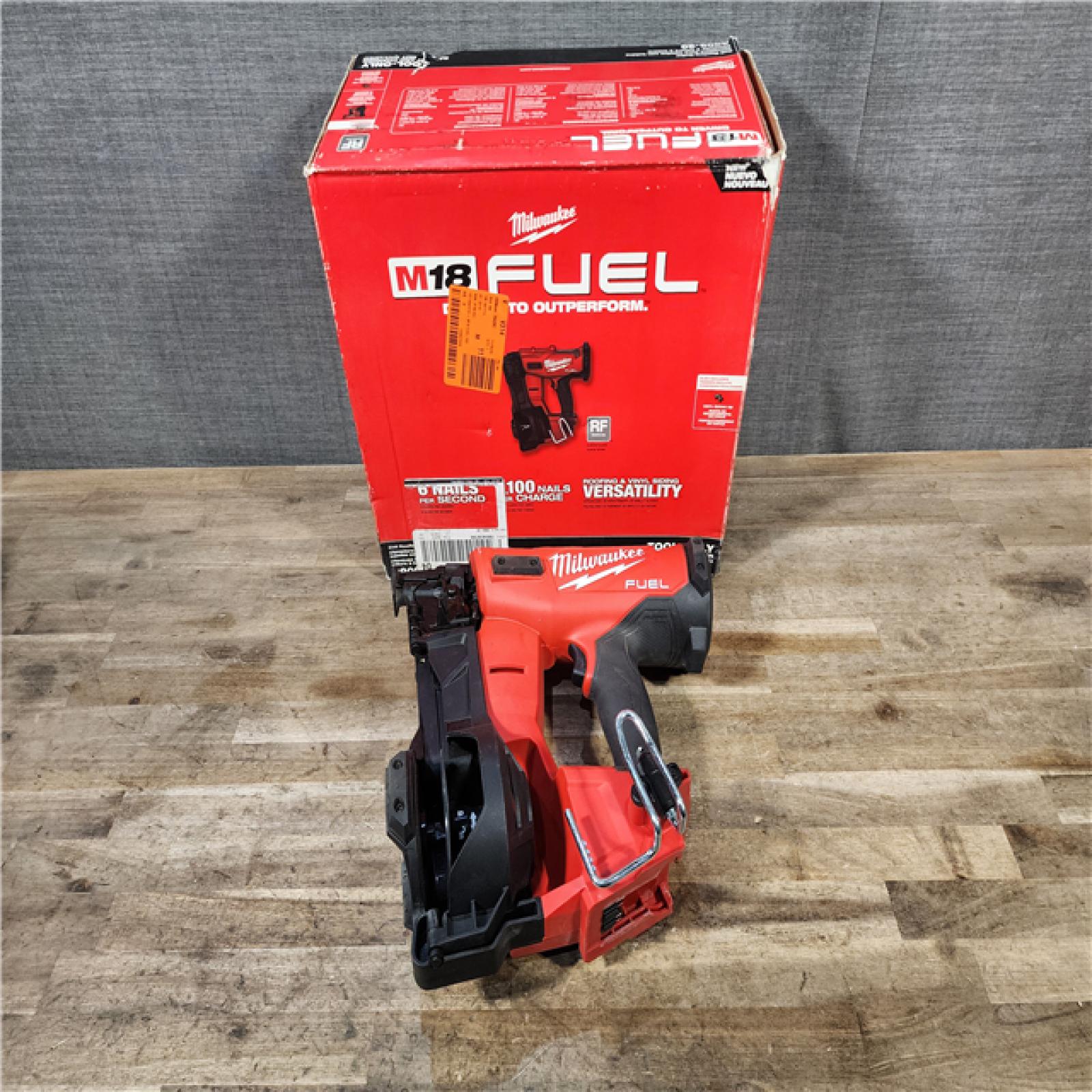 HOUSTON LOCATION - AS-IS Milwaukee M18 FUEL 18-Volt Lithium-Ion Brushless Cordless Coil Roofing Nailer (Tool Only)