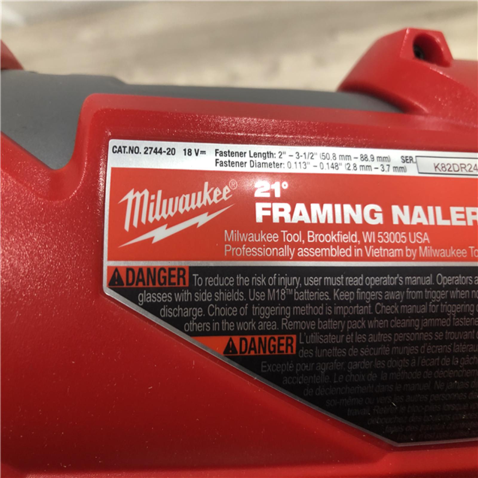 AS-IS Milwaukee 2744-20 M18 FUEL 3-1/2 in. 18V 21-Degree Lithium-Ion Cordless Framing Nailer (Tool-Only)