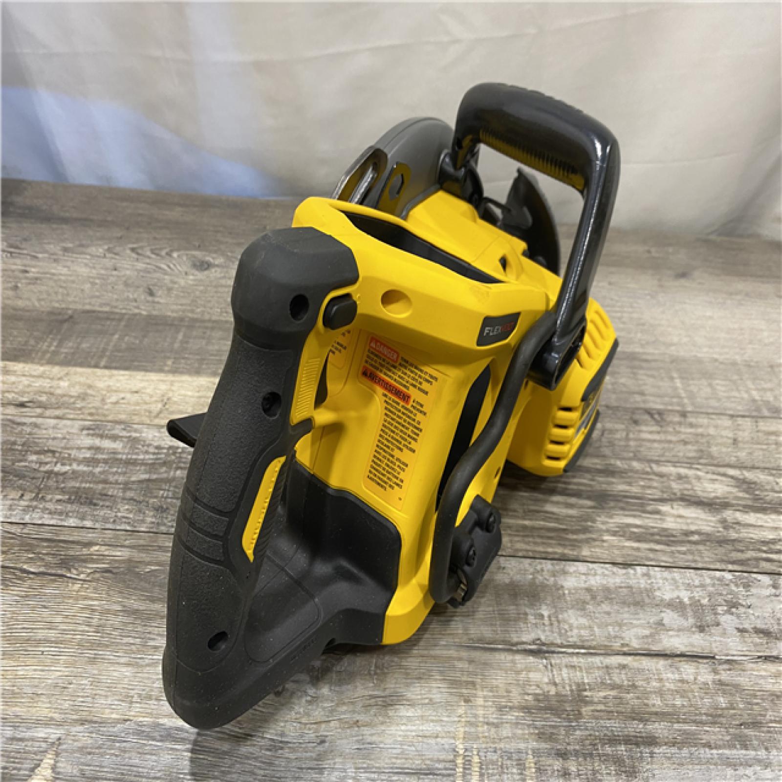 AS-IS DEWALT FLEXVOLT 60V MAX Cordless Brushless 7-1/4 in. Wormdrive Style Circular Saw (Tool Only)