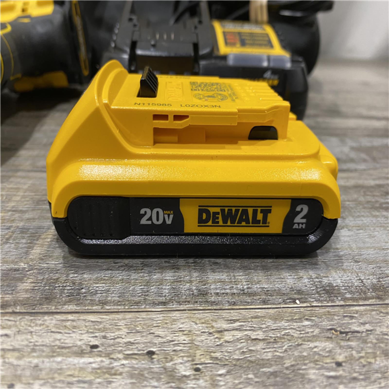 AS-IS DEWALT ATOMIC 20V Cordless 1/2 in. Compact Hammer Drill Kit