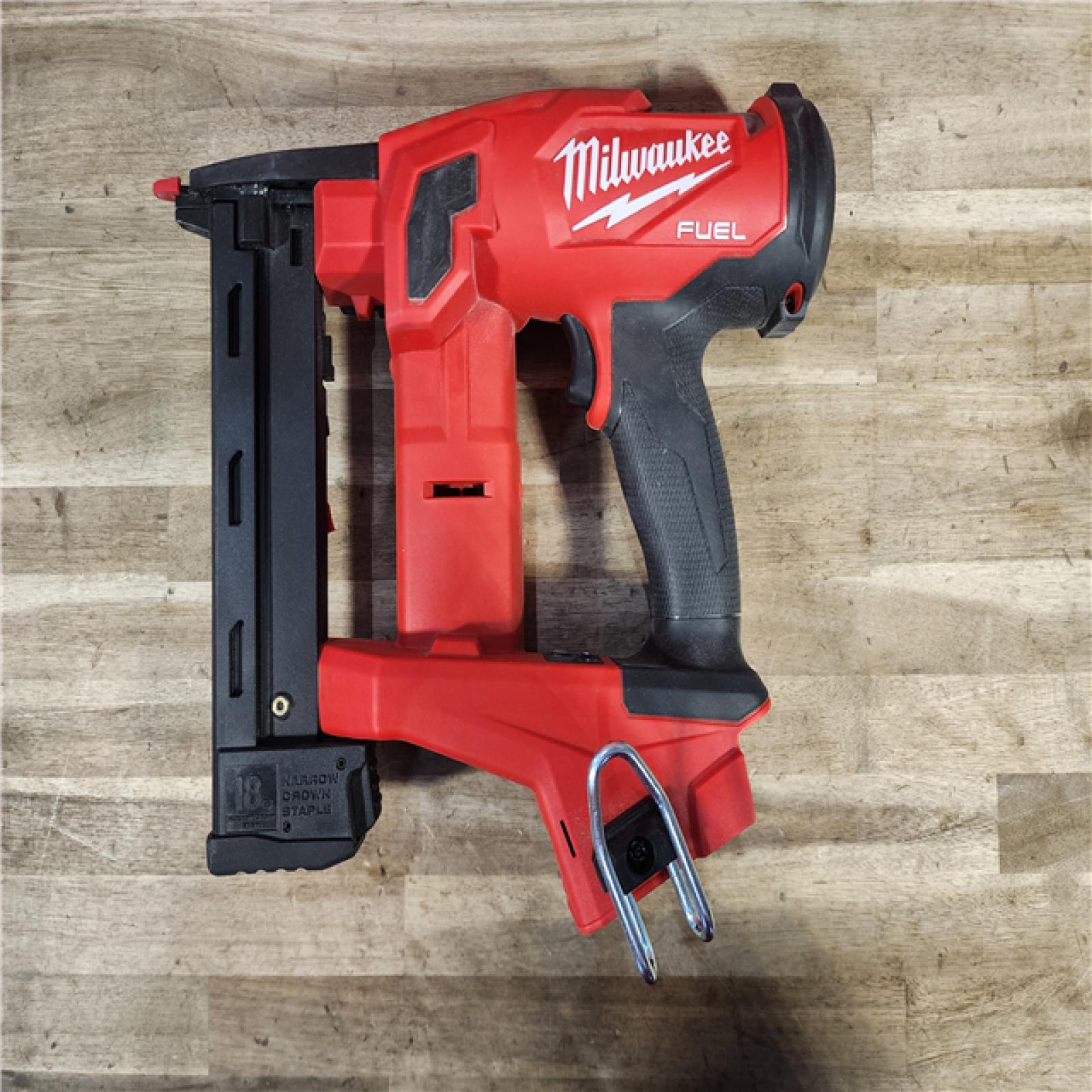 HOUSTON LOCATION - AS-IS MILWAUKEE FUEL 18-Volt Lithium-Ion Brushless Cordless 18-Gauge 1/4 in. Narrow Crown Stapler (Tool-Only)