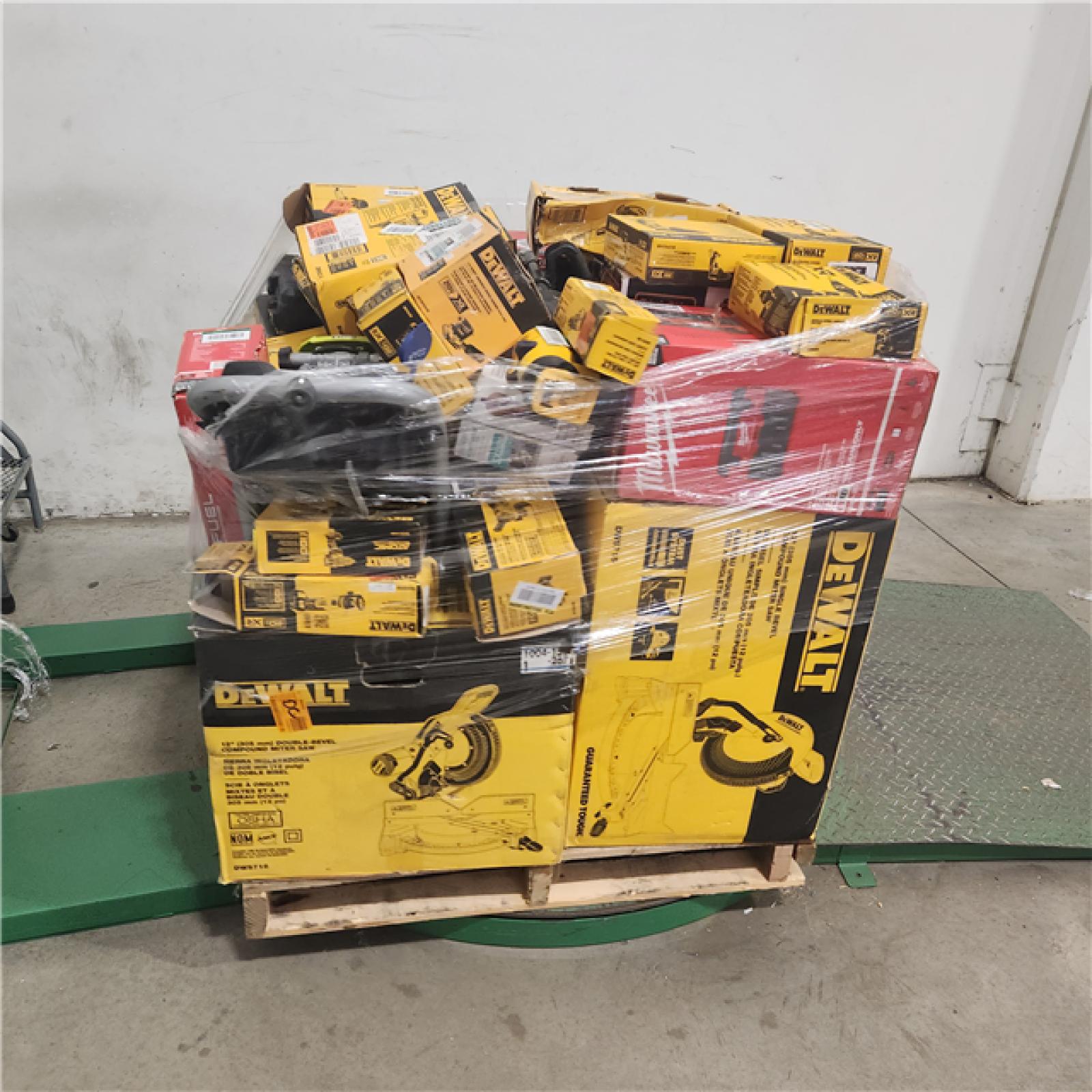 Dallas Location - As-Is Tool Pallet