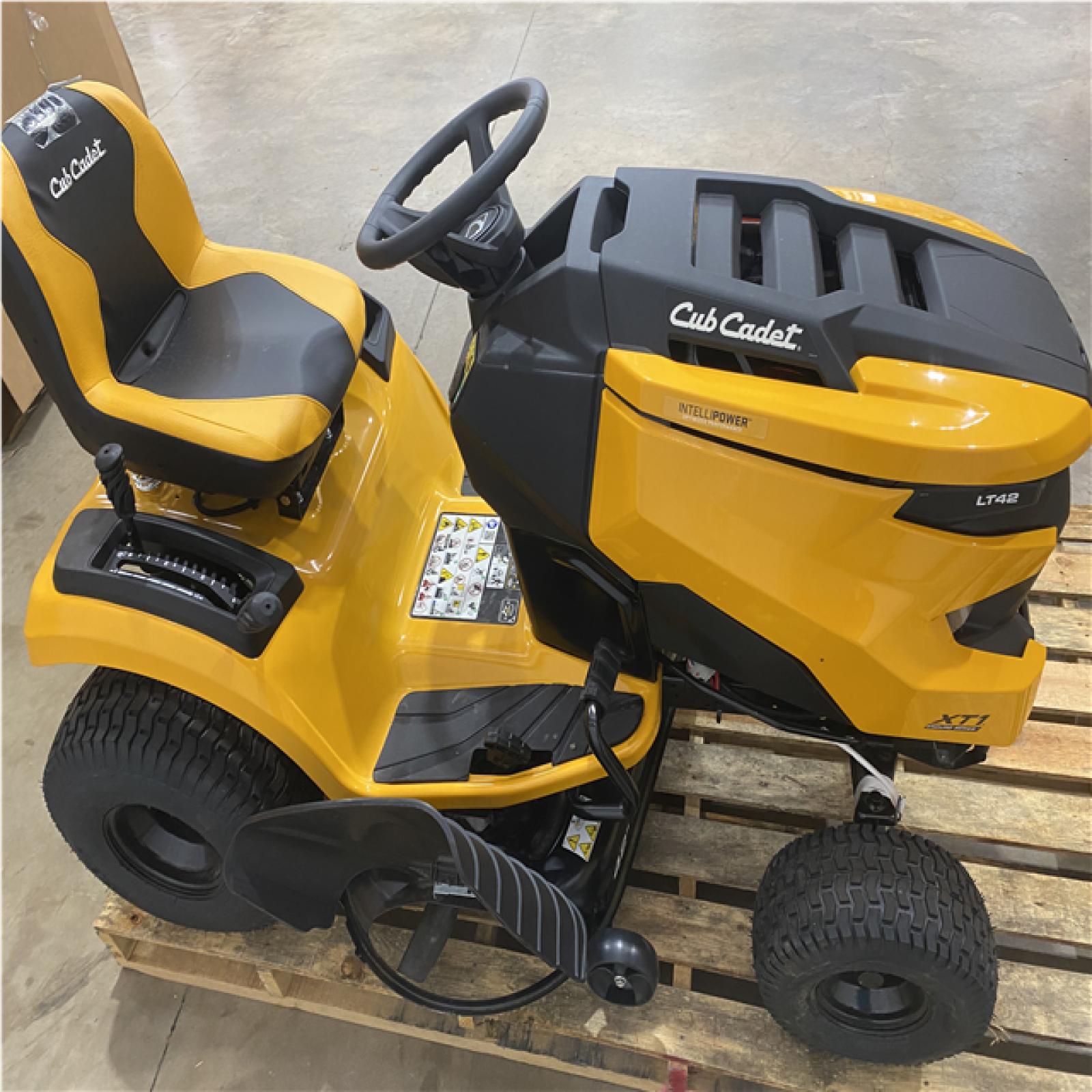 Houston Location - AS-IS Outdoor Power Equipment CUB CADET LT42 XT1 SIT DOWN MOWER
