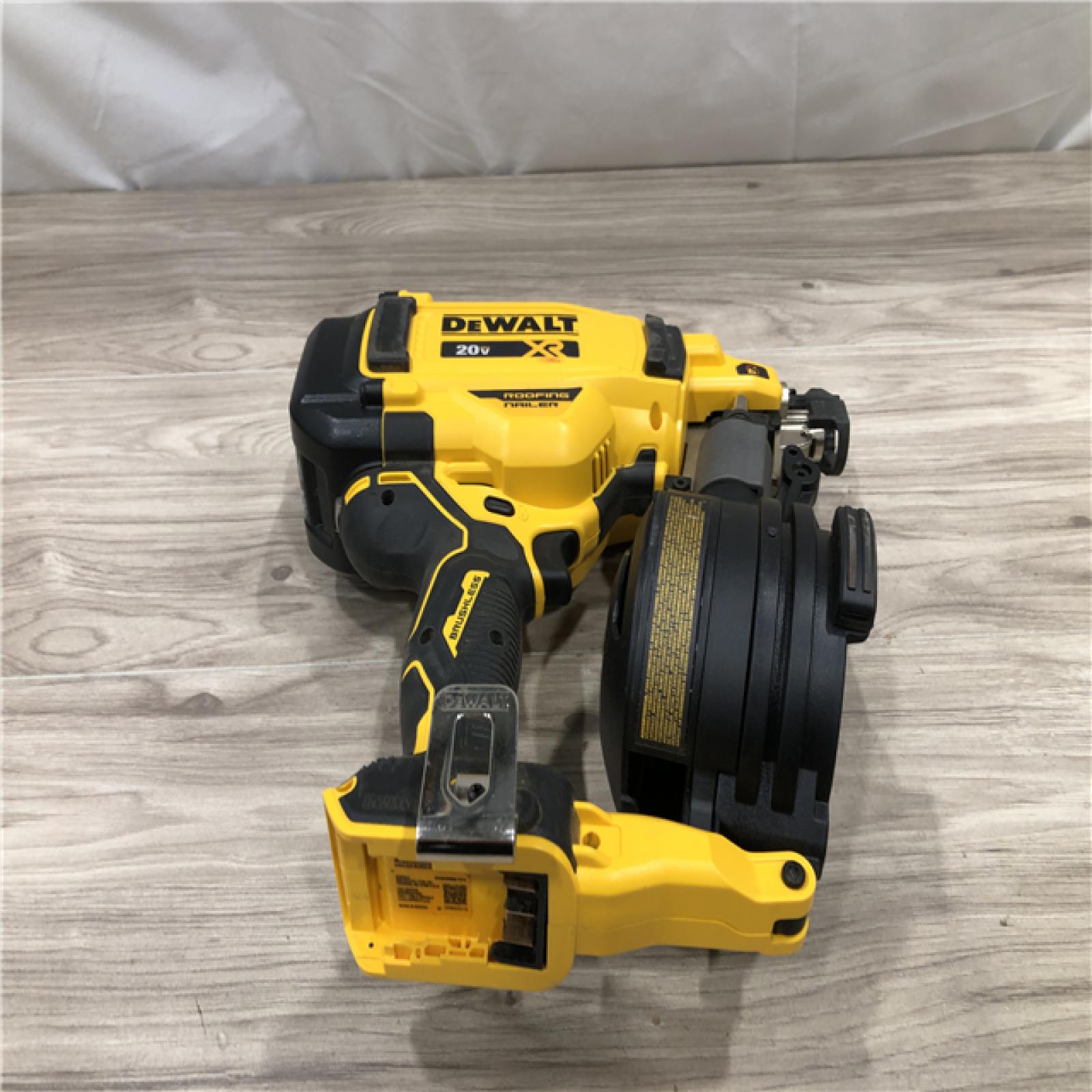 AS-IS DEWALT 20V MAX Lithium-Ion 15-Degree Electric Cordless Roofing Nailer Kit