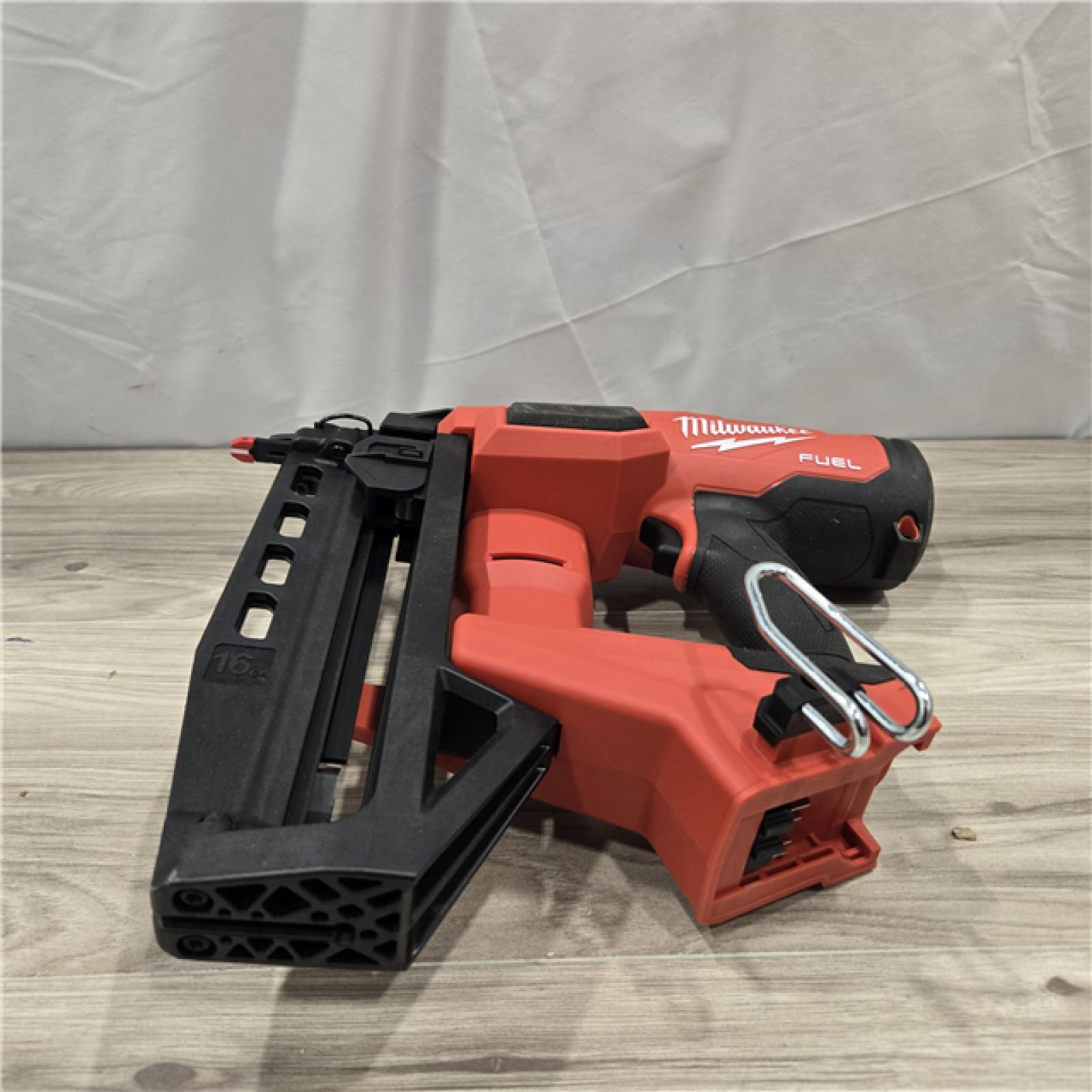 AS-IS MILWAUKEE 16 GAUGE STRAIGHT FINISH NAILER (TOOL ONLY)