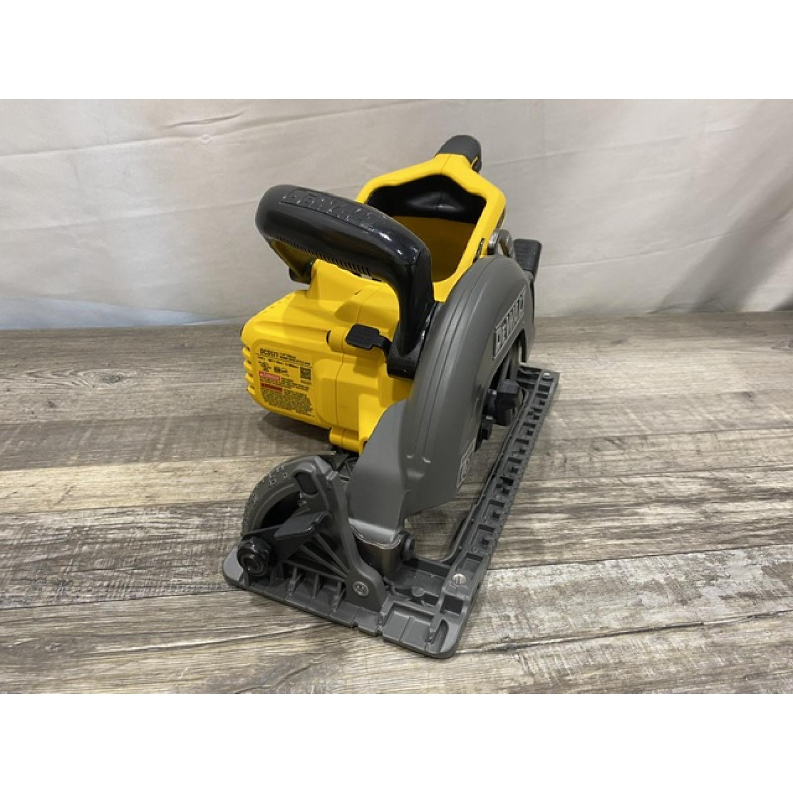 AS-IS DEWALT FLEXVOLT 60V MAX Cordless Brushless 7-1/4 in. Wormdrive Style Circular Saw (Tool Only)