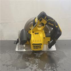 AS-IS- DEWALT 20-Volt MAX 7-1/4 in. Cordless Circular Saw (Tool Only)