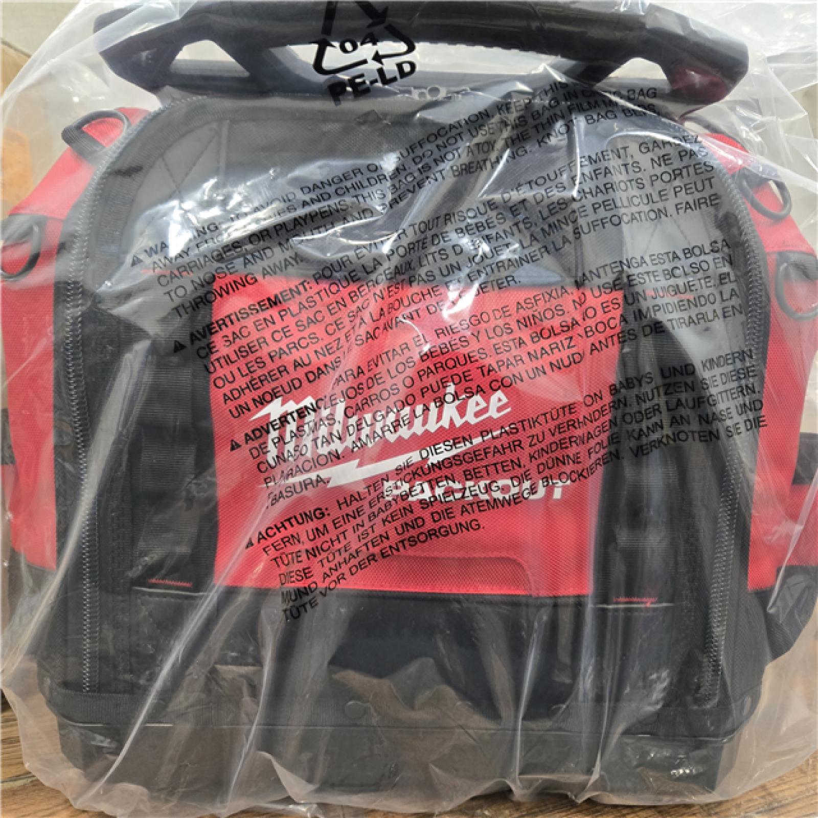 LIKE NEW-Milwaukee PACKOUT 15 in. Structured Tear Resistant Layered Material Tool Bag W/Storable Padded Shoulder Strap - 48-22-8316