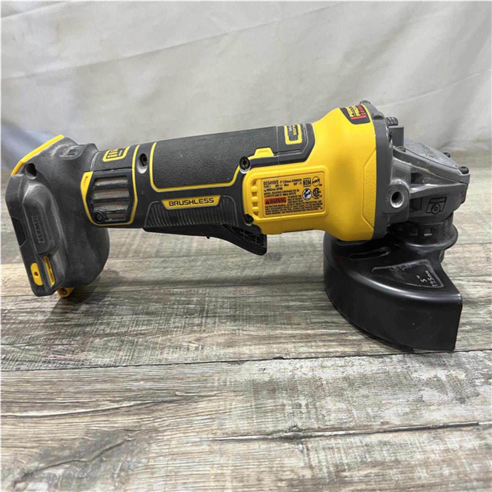 AS-IS DEWALT 20V XR Cordless 4-1/2. in. to 5 in. Variable Speed Angle Grinder (Tool Only)