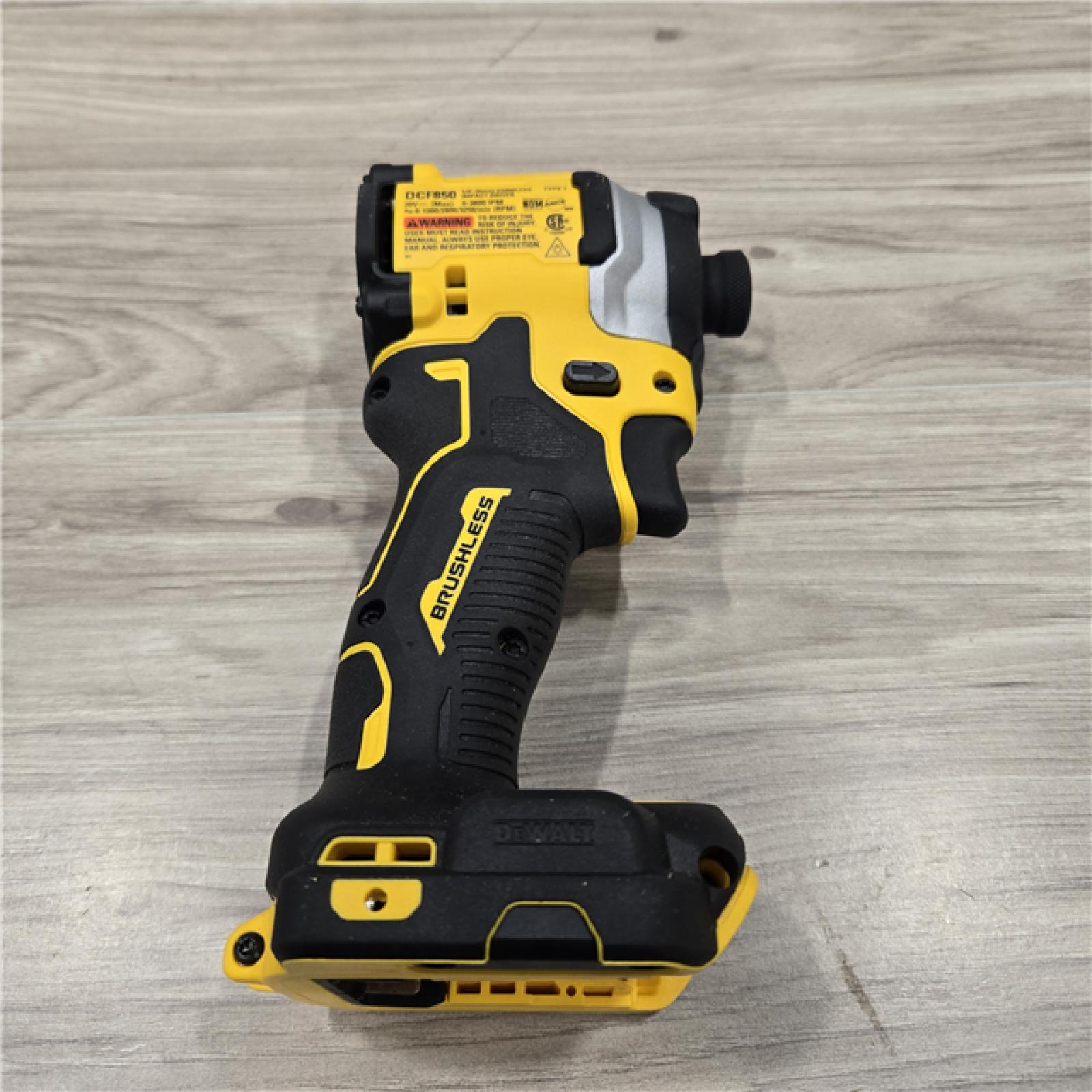 LIKE NEW! - DeWalt DCF850B 20V Cordless Compact Impact Driver (Tool Only)