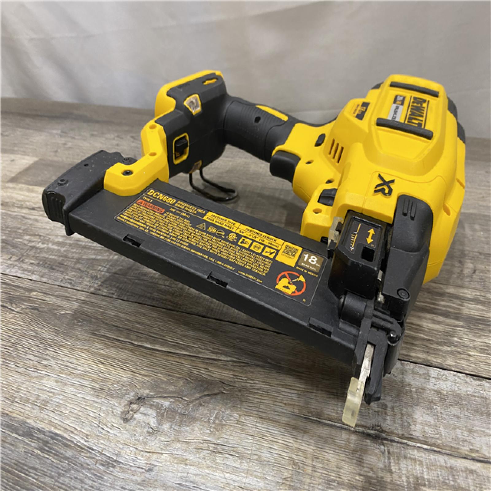 AS-IS DEWALT 20V MAX XR Lithium-Ion Electric Cordless 18-Gauge Brad Nailer (Tool Only)