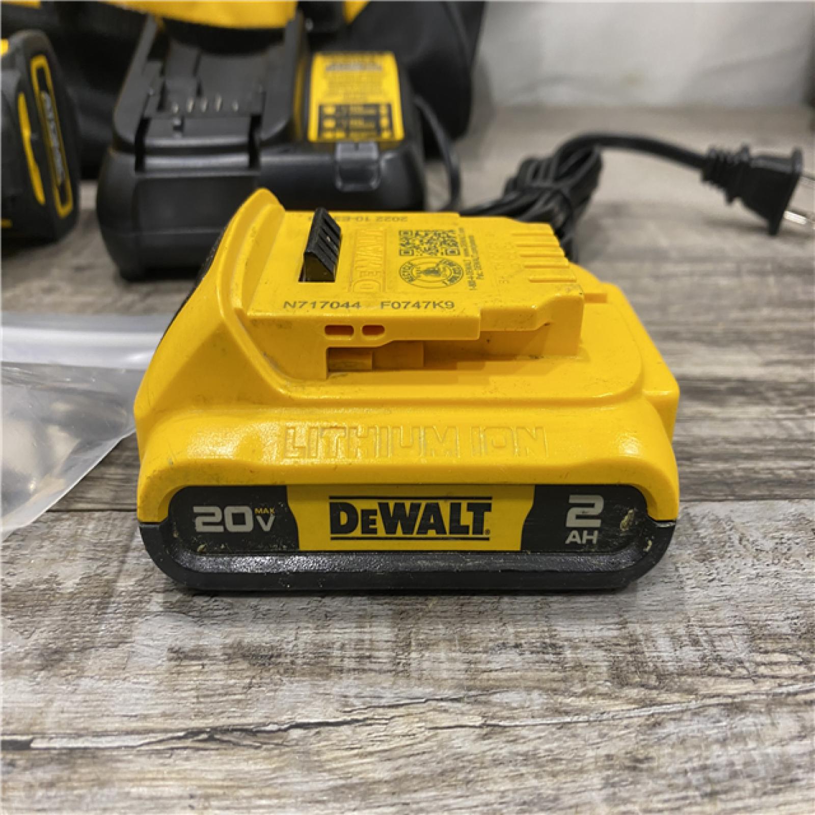 AS-IS DEWALT Atomic 20V Max Lithium-Ion Brushless Cordless Compact 1/4 in. Impact Driver Kit