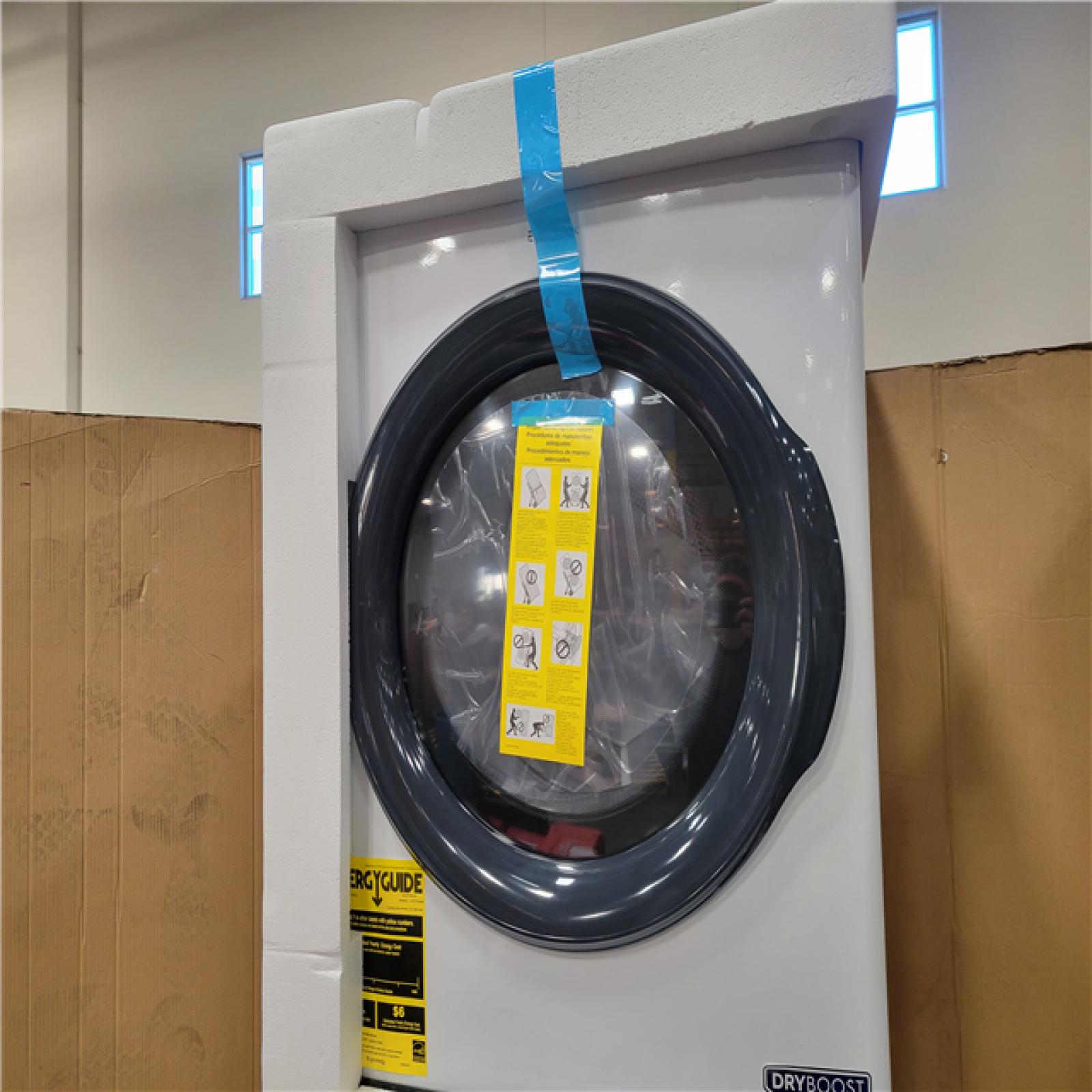 CALIFORNIA APPEARS BRAND NEW ELECTROLUX LAUNDRY TOWER