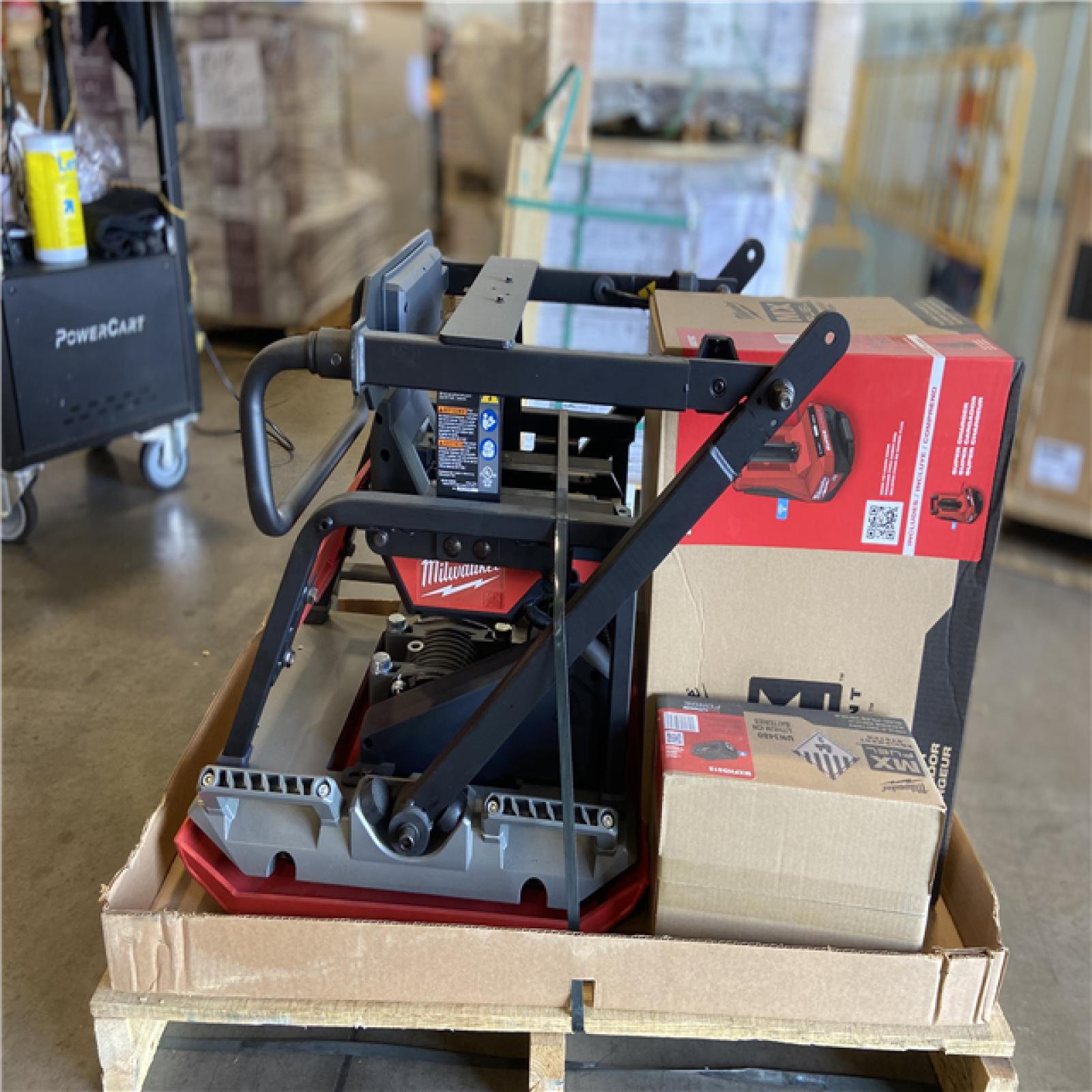 DALLAS LOCATION -  Milwaukee MX FUEL Lithium-Ion 20 in. Plate Compactor Kit