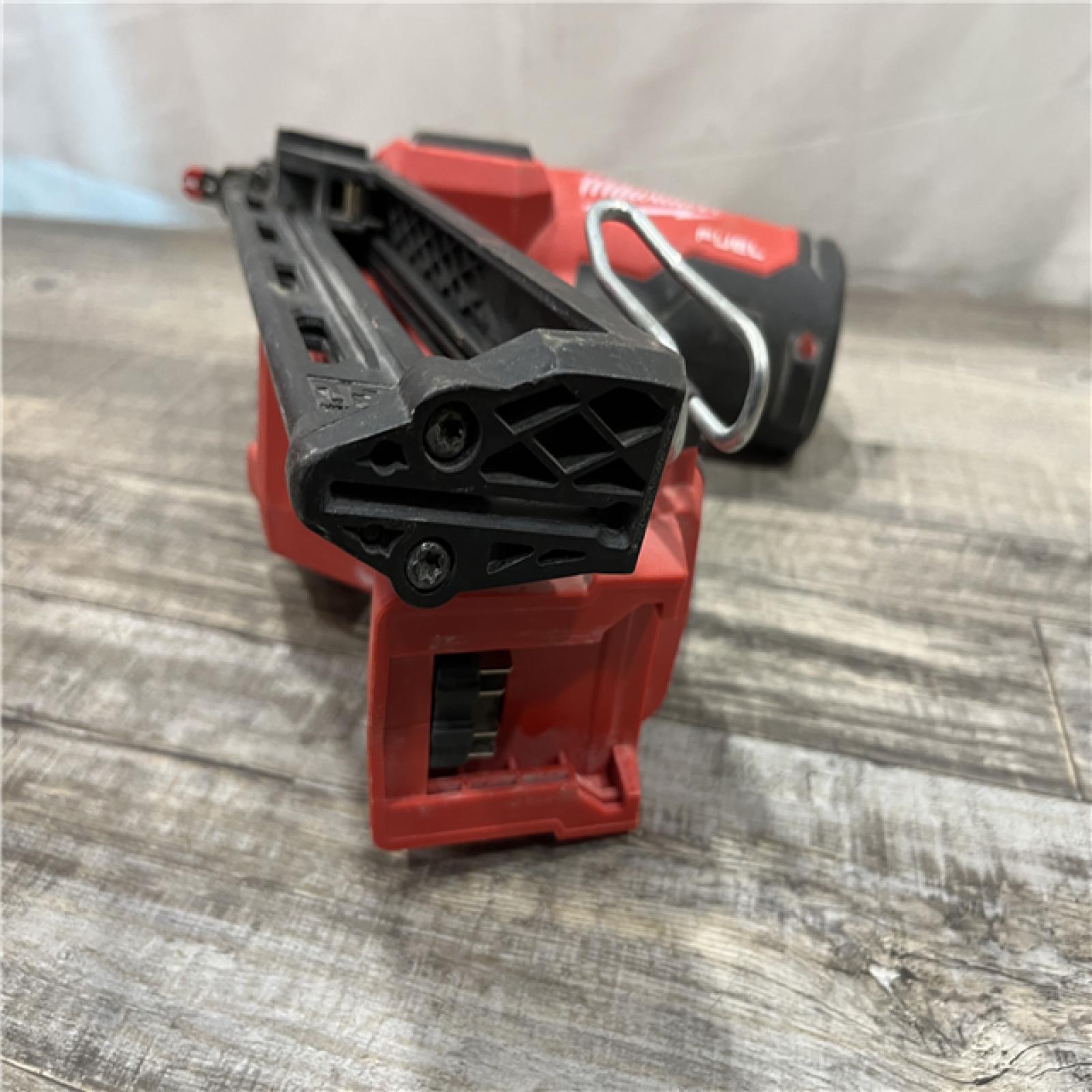 AS-IS Milwaukee FUEL 18-Volt Lithium-Ion Brushless Cordless Gen II 15-Gauge Angled Finish Nailer (Tool-Only)