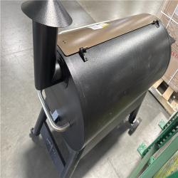 CALIFORNIA AS-IS TRAEGER WOOD FIRED PELLET GRILL HOME IMPROVEMENT