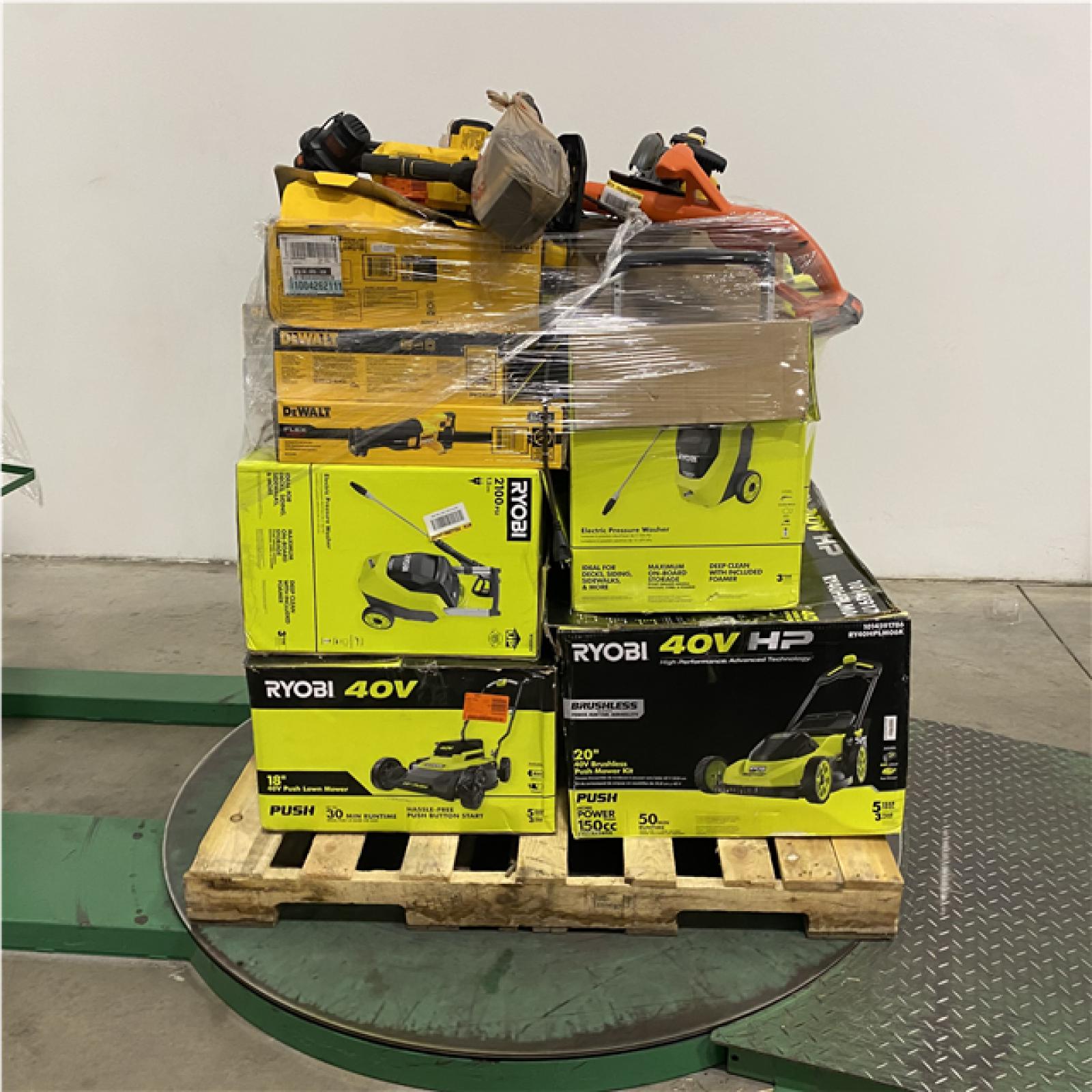 Dallas Location - As-Is Tool Pallet