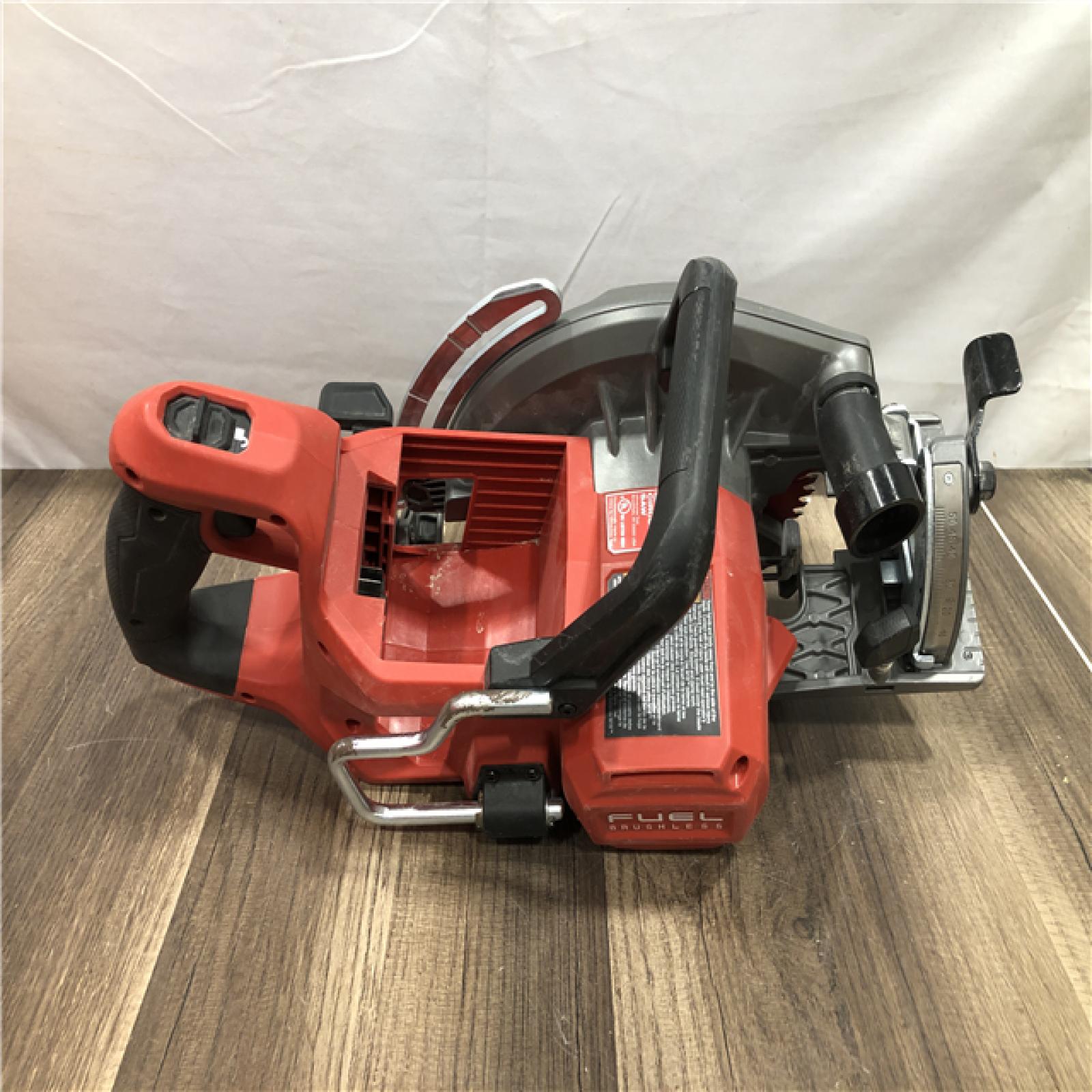 AS-IS Milwaukee FUEL 18V Lithium-Ion Cordless 7-1/4 in. Rear Handle Circular Saw (Tool-Only)