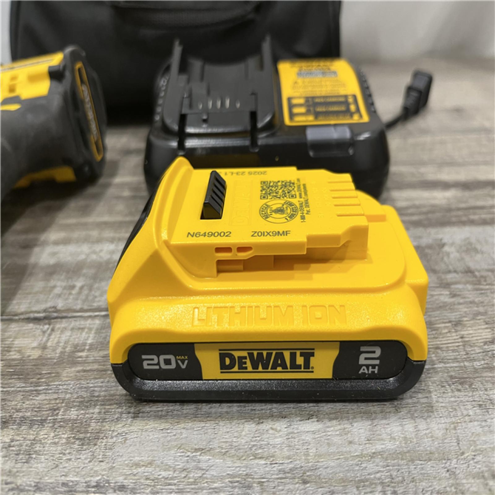 AS-IS DEWALT Atomic 20V Lithium-Ion Cordless Compact 1/2 in. Drill/Driver Kit