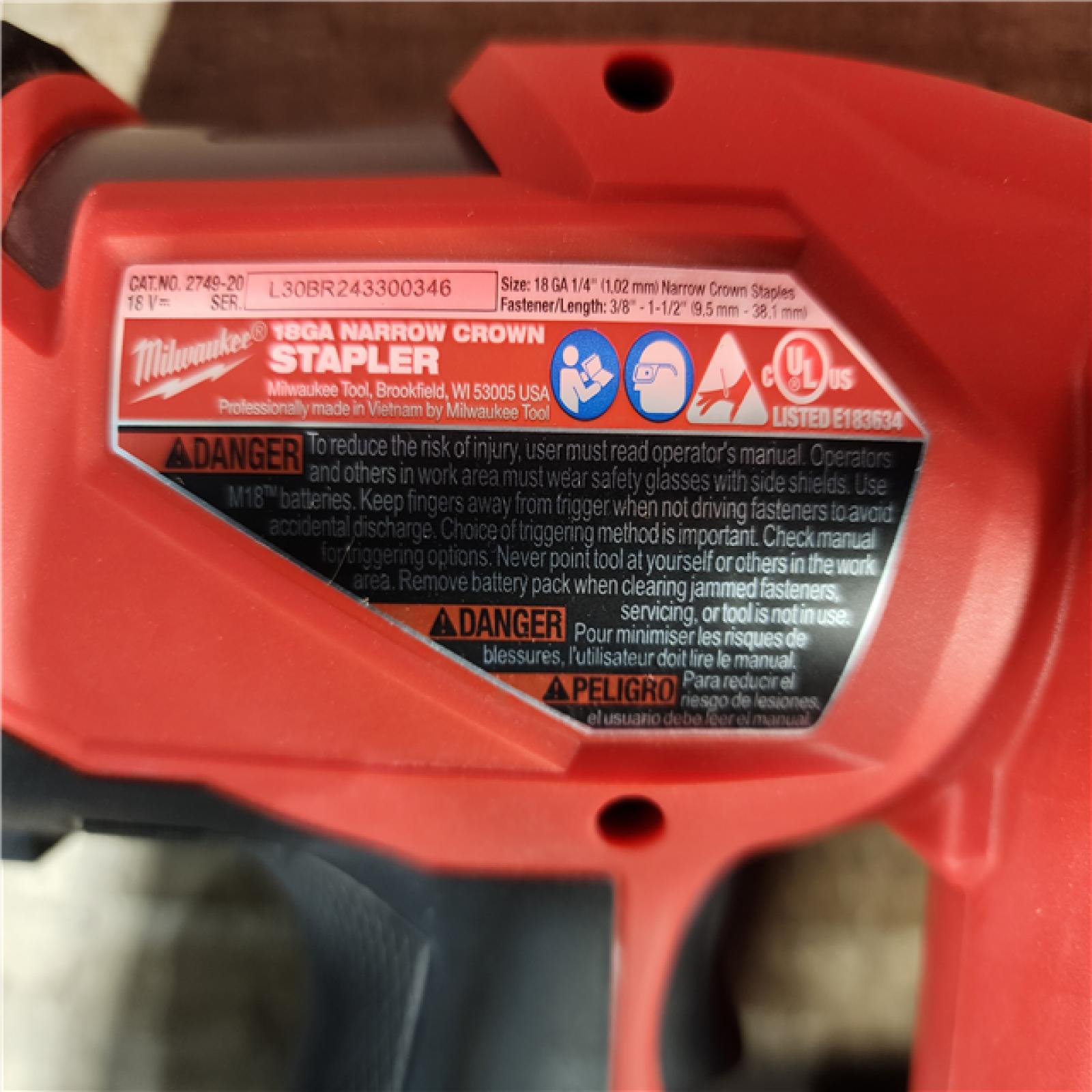 HOUSTON LOCATION - AS-IS MILWAUKEE FUEL 18V Cordless 18-Gauge 1/4 in. Narrow Crown Stapler (Tool-Only)