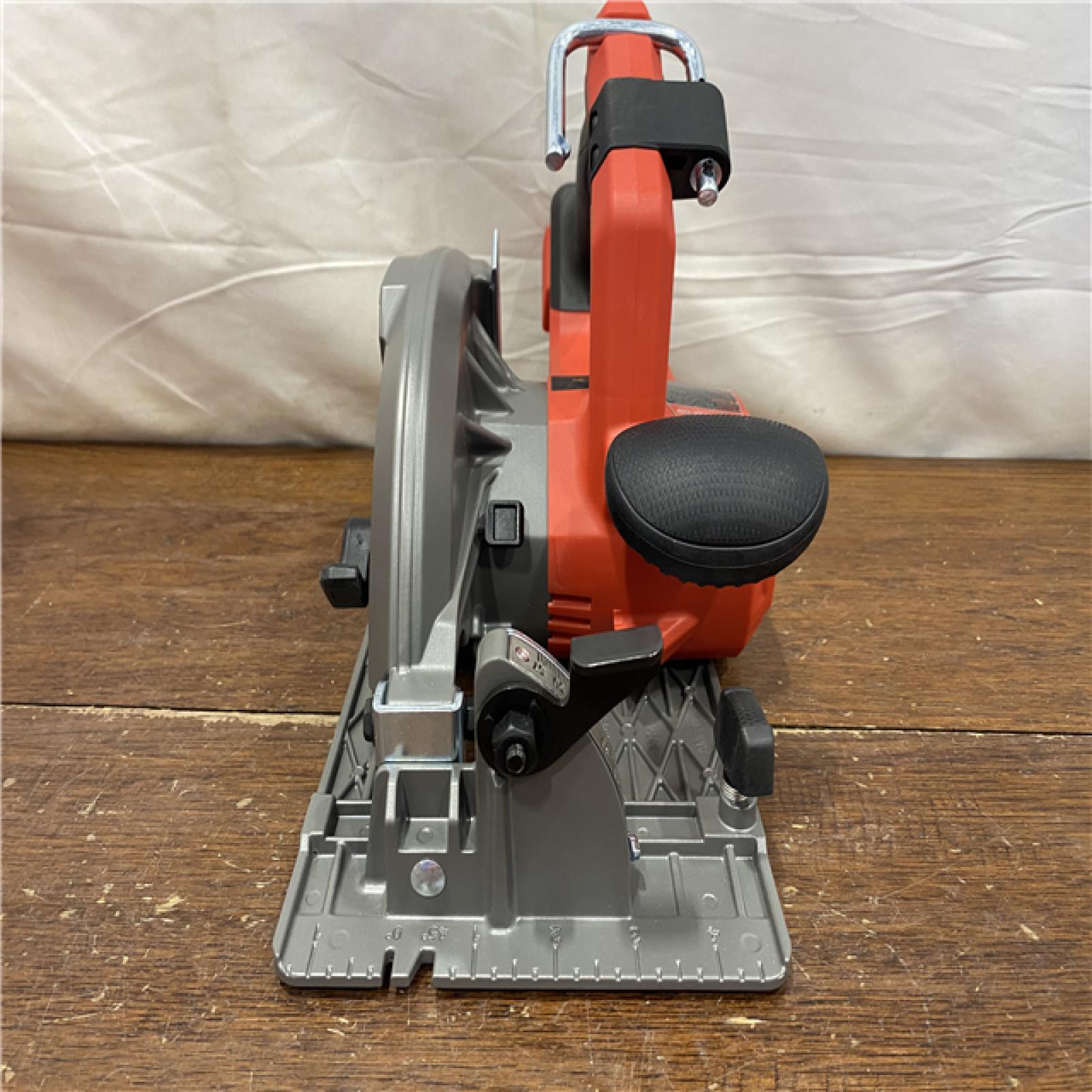AS-IS Milwaukee Tools M18 FUEL 7-1/4 Circular Saw (Tool Only) 2834-20