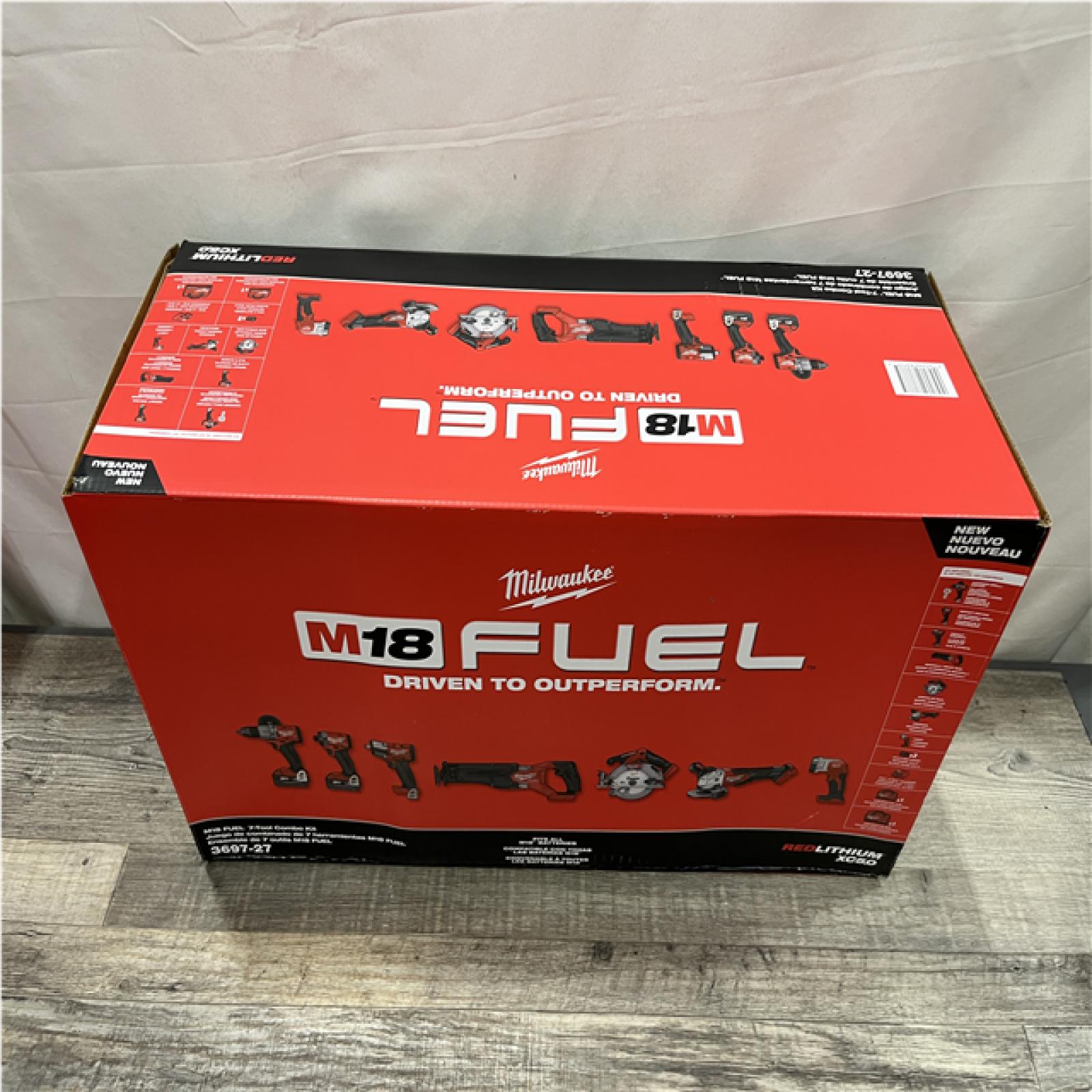NEW - Milwaukee FUEL 18V Lithium-Ion Brushless Cordless 7-Tool Combo Kit