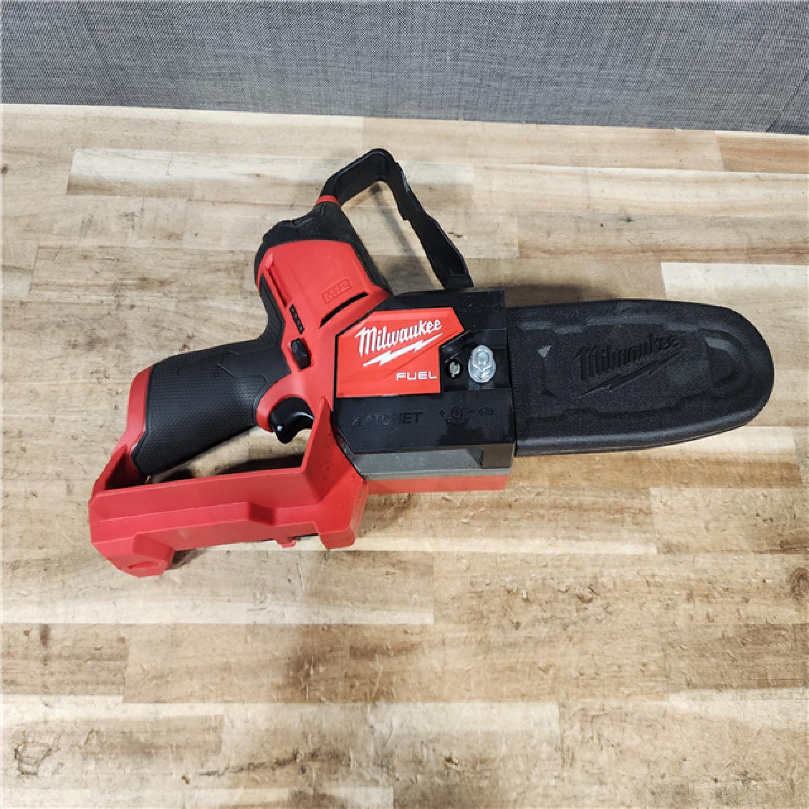 HOUSTON LOCATION - AS - IS Milwaukee FUEL 6 in. 12V Lithium-Ion Brushless Cordless Pruning Saw HATCHET (Tool-Only)