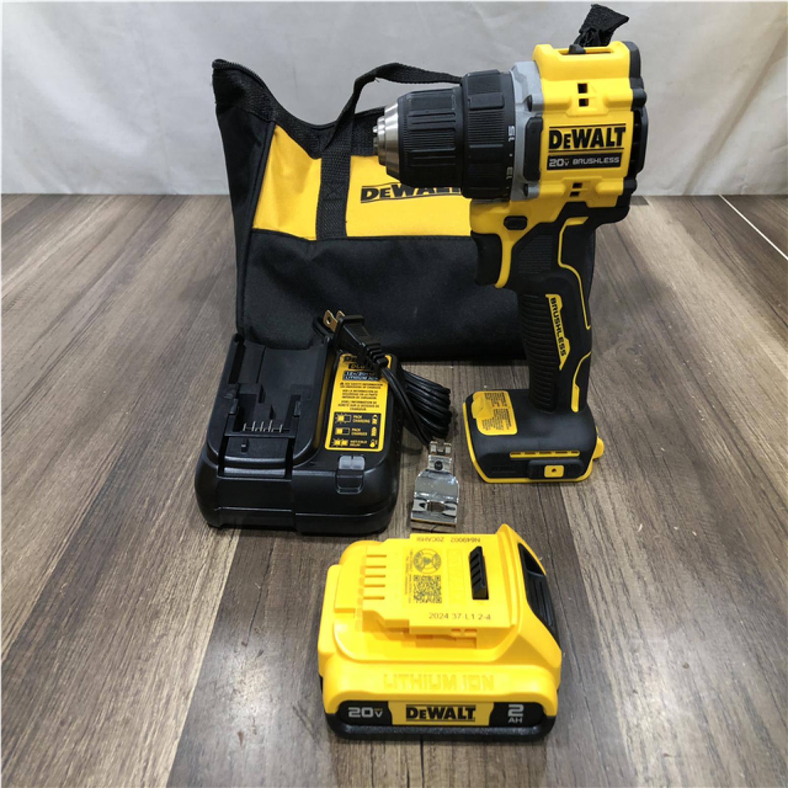 AS-IS DEWALT Atomic 20V Lithium-Ion Cordless Compact 1/2 in. Drill/Driver Kit