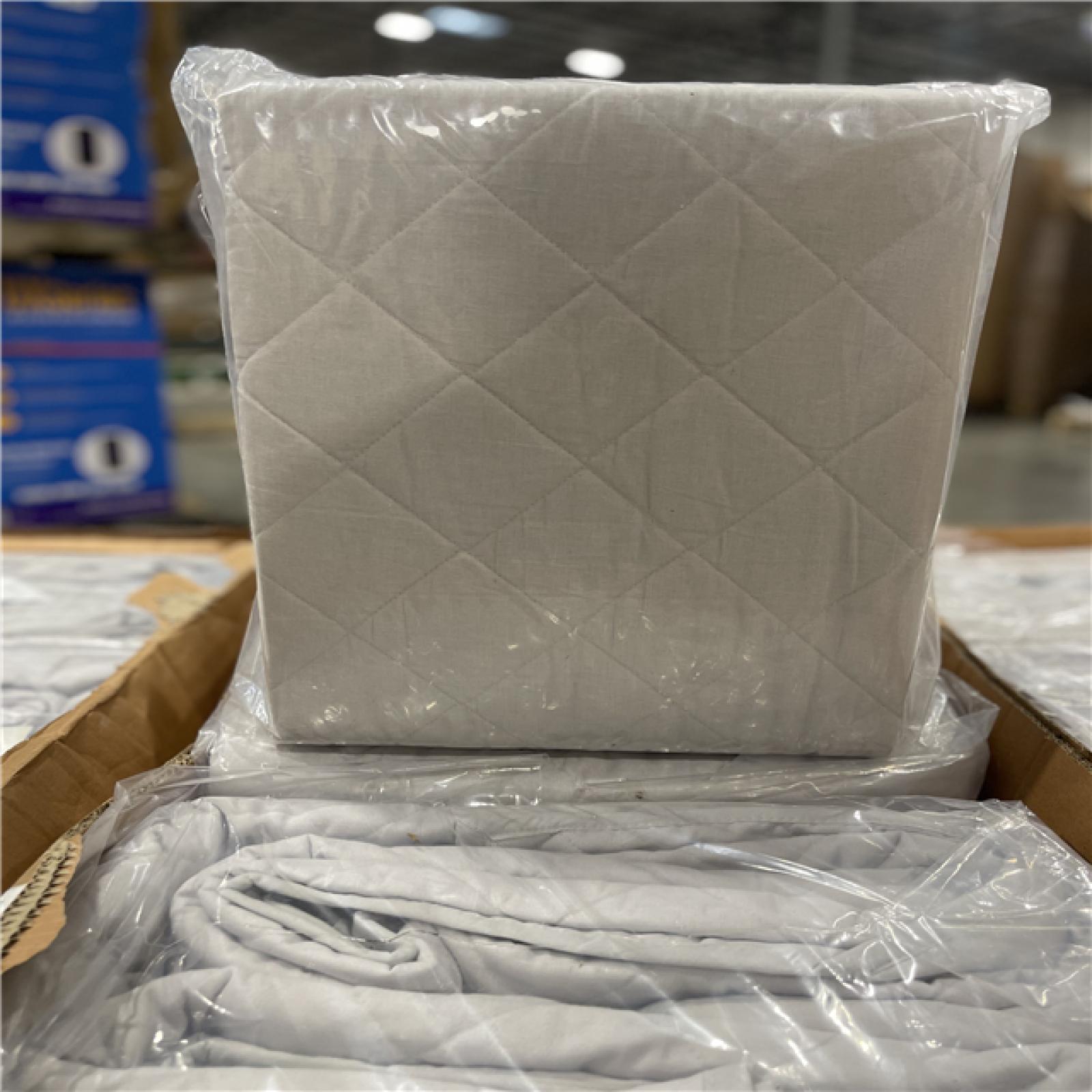DALLAS LOCATION-NEW! THRESHOLD King Diamond Stitch Cotton Linen Quilt Light Gray   Midweight Coverlet PALLET-( 9 UNITS)