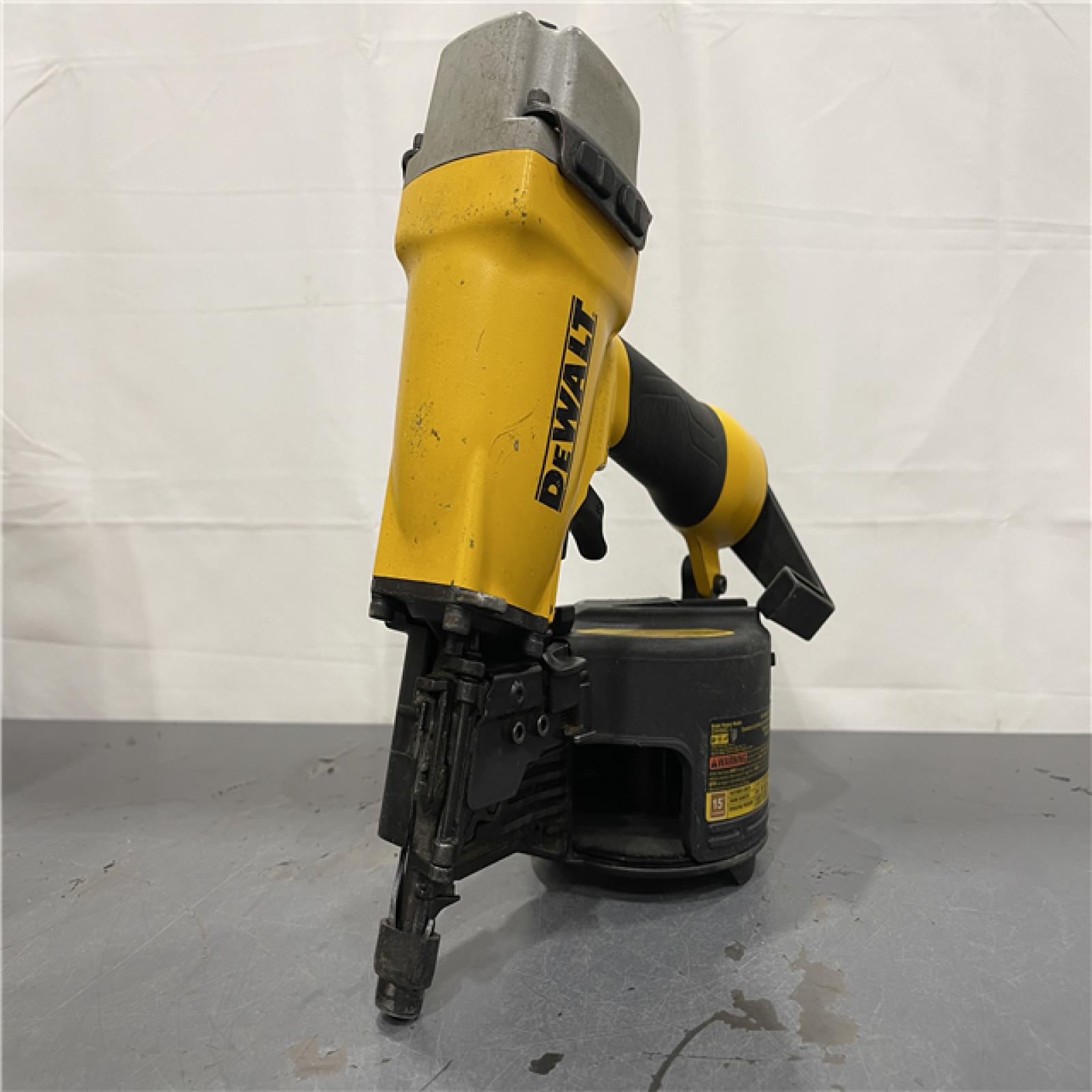 AS-IS - DeWalt 15 Degree 2-1/2 in. Coil Siding Nailer