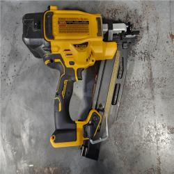 HOUSTON LOCATION - AS-IS DEWALT 2 Tool Combo Kit W/ (2) Battery & Charger