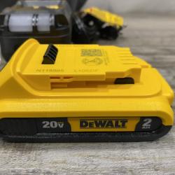 AS-IS DEWALT ATOMIC 20V MAX Lithium Ion Cordless 23 Gauge Pin Nailer Kit