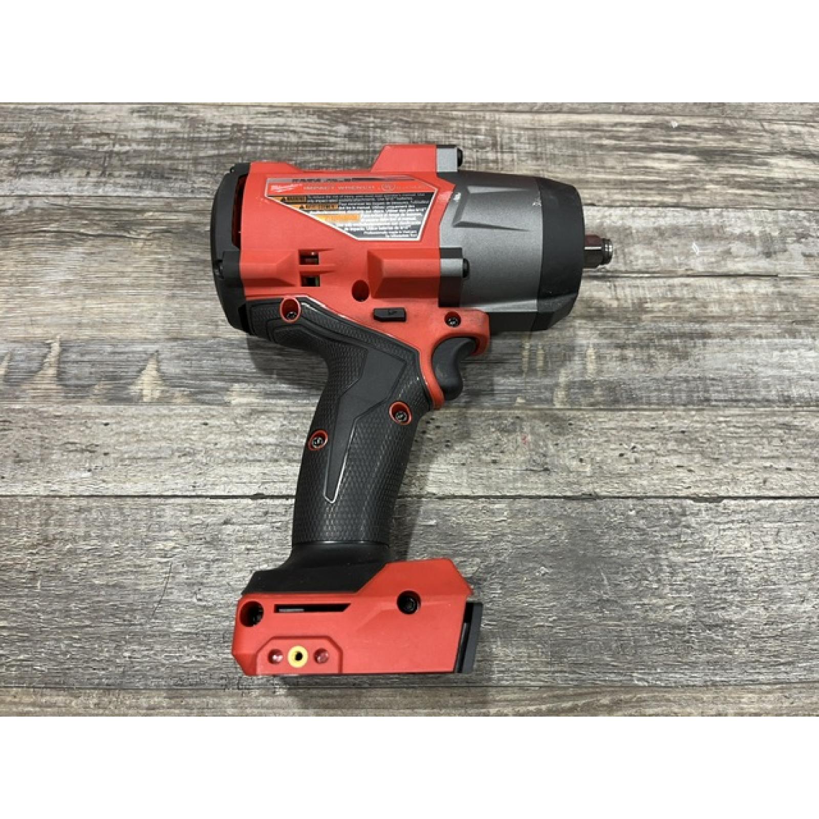AS-IS Milwaukee FUEL 18V Lithium-Ion Brushless Cordless 1/2 in. Impact Wrench w/Friction Ring Kit