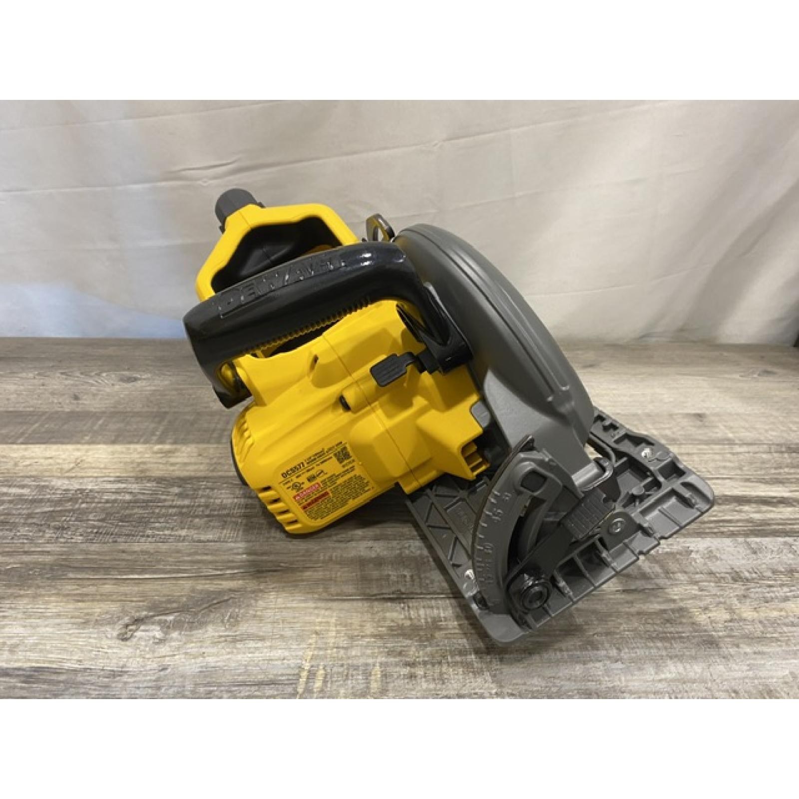 AS-IS DEWALT FLEXVOLT 60V MAX Cordless Brushless 7-1/4 in. Wormdrive Style Circular Saw (Tool Only)