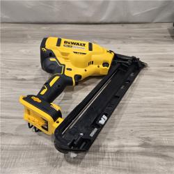 AS-IS DeWalt 15 GA  ANGLED FINISH NAILER KIT